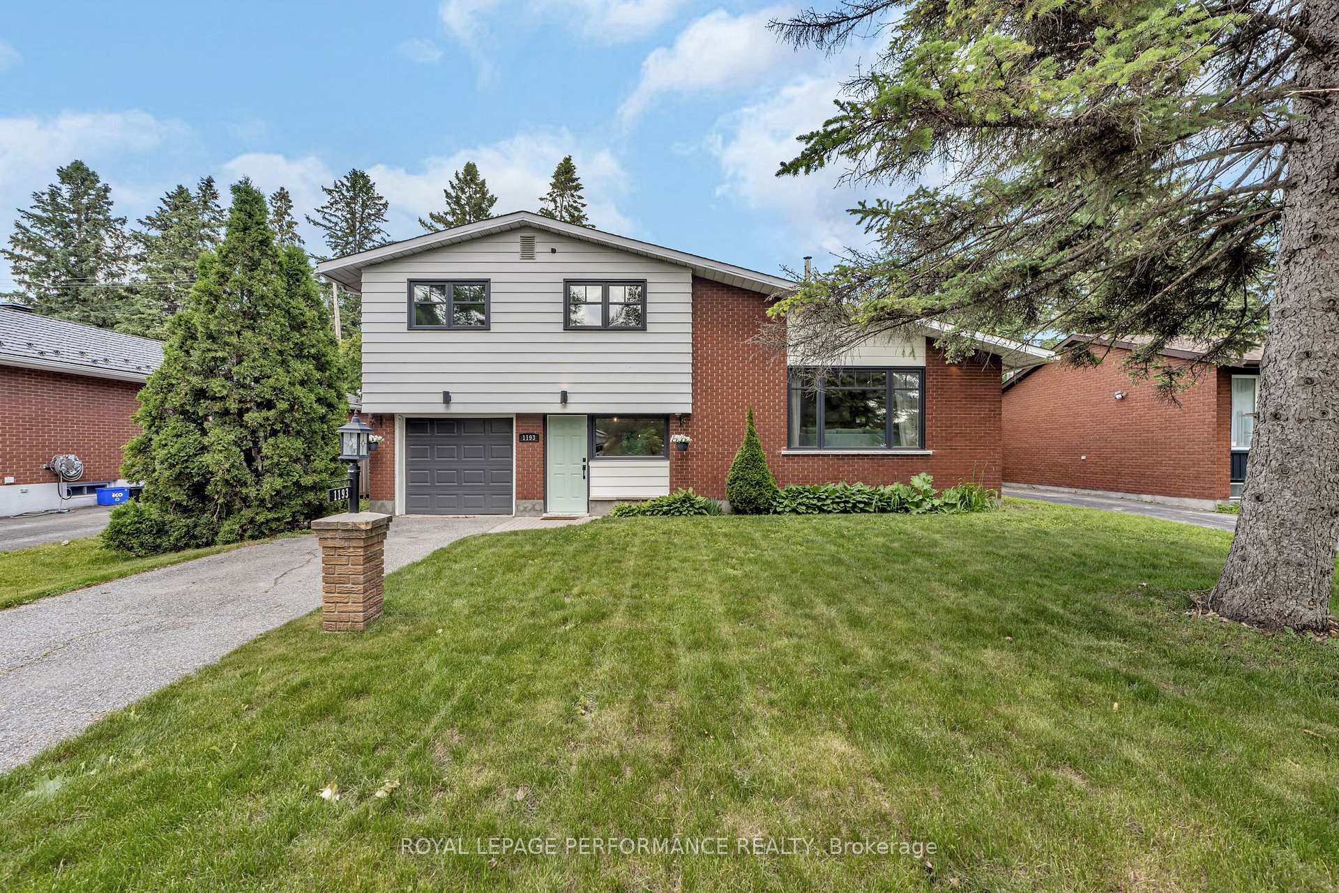 Front of 1193 Cobden Road