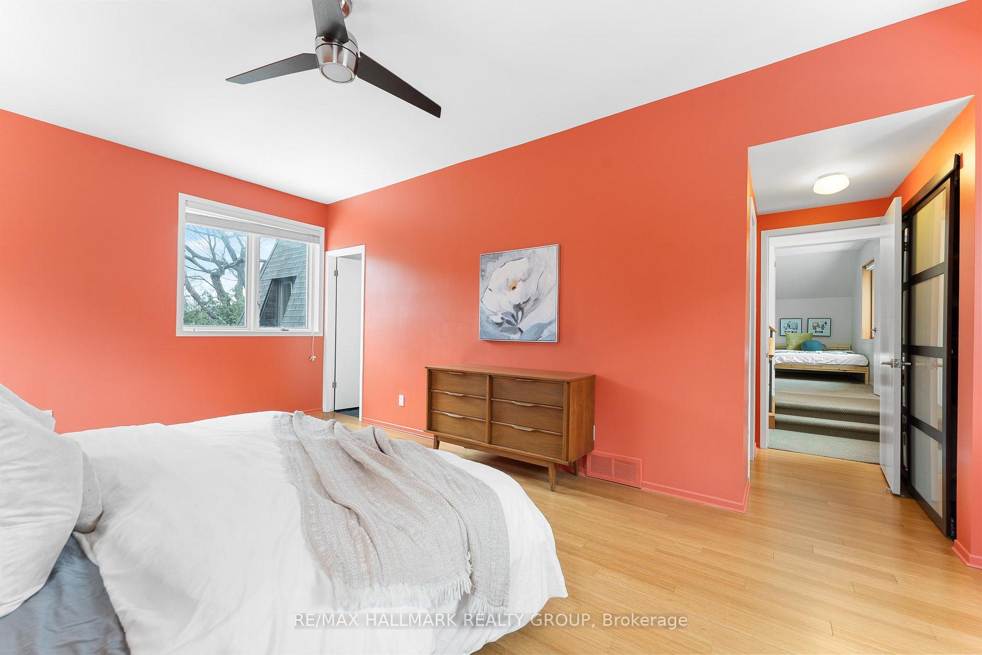 Photo 16 of 130 Noel Street, Ottawa, Lindenlea — HOMEH