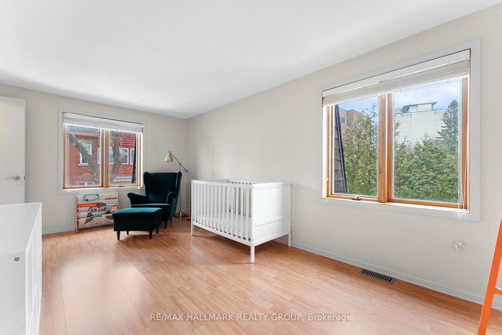 Photo 24 of 130 Noel Street, Ottawa, Lindenlea — HOMEH