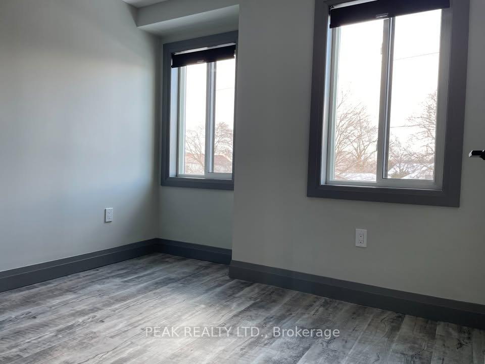 Photo 5 of Unit 301, 600 Norfolk Street, Norfolk, Simcoe — HOMEH