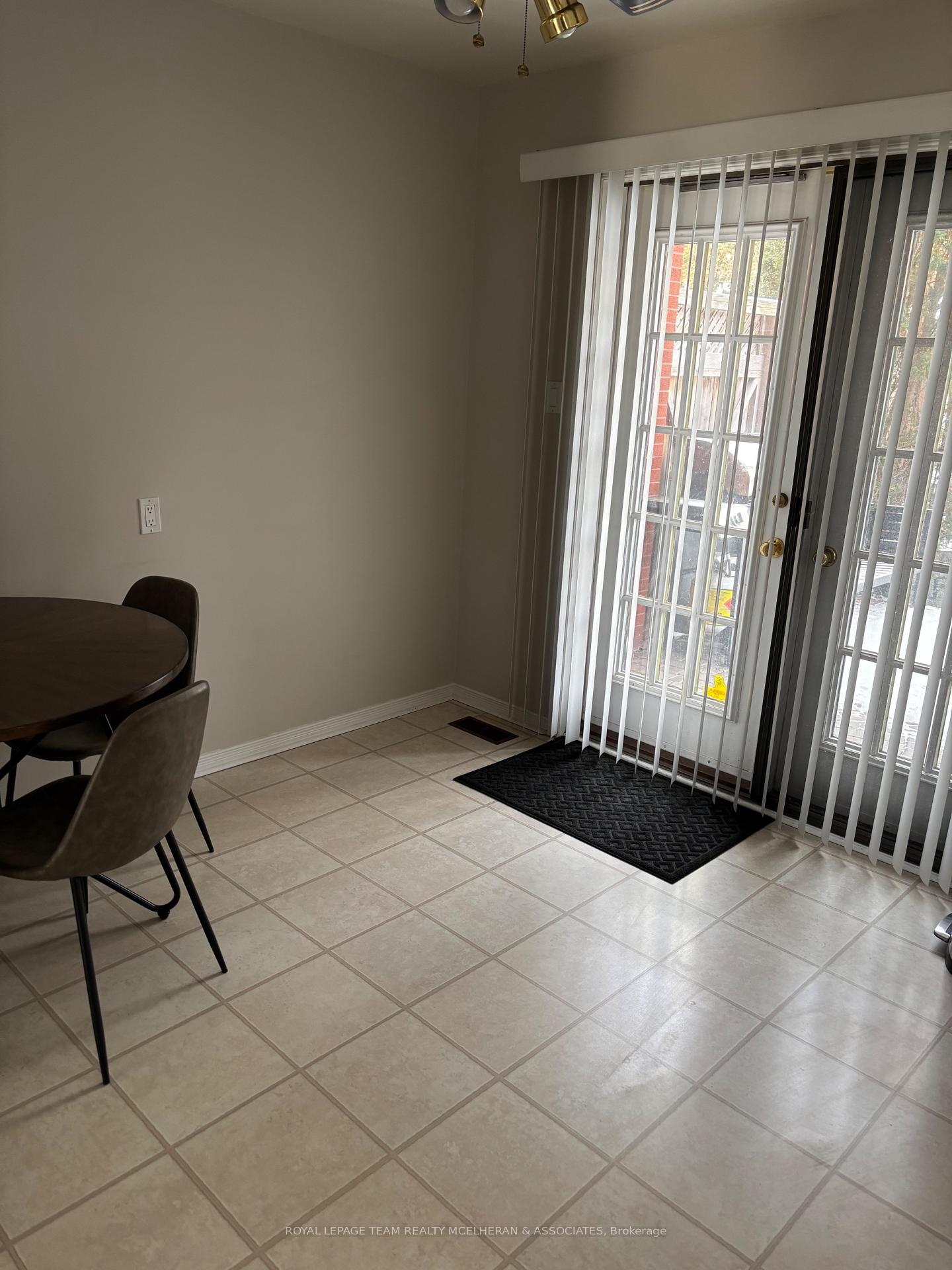 Photo 18 of 41 Rideau Terrace, Ottawa, Lindenlea — HOMEH