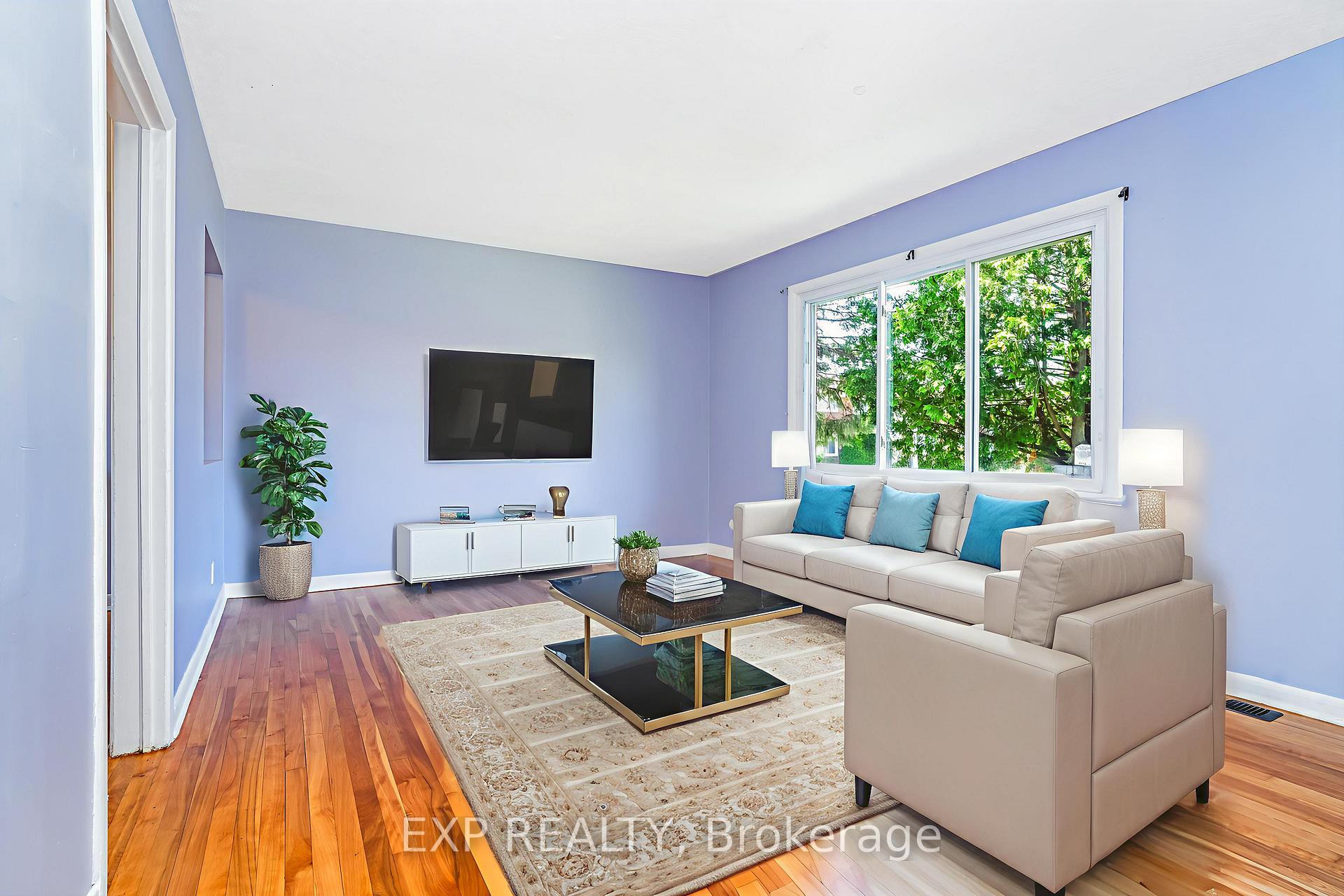 Photo 4 of 829 Borthwick Avenue, Ottawa, Castle Heights/Rideau High — HOMEH