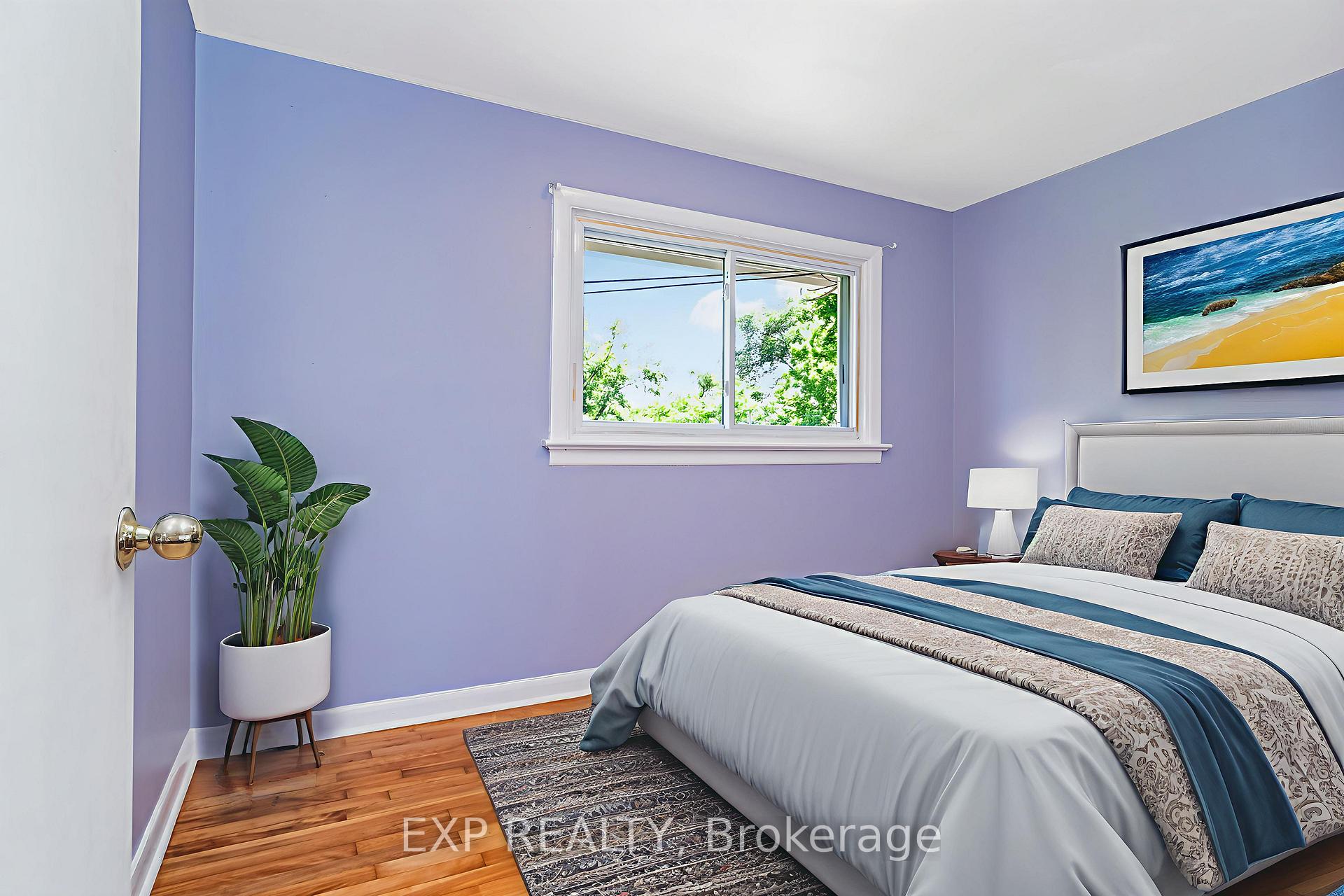 Photo 15 of 829 Borthwick Avenue, Ottawa, Castle Heights/Rideau High — HOMEH