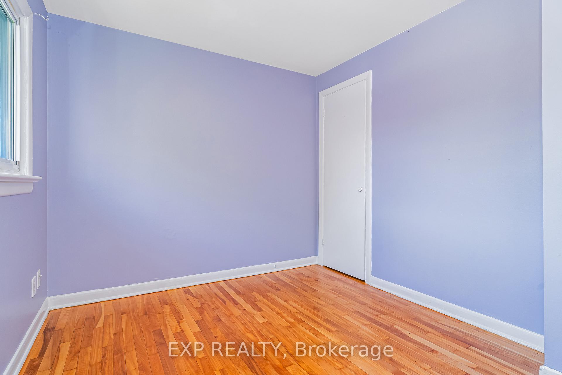 Photo 16 of 829 Borthwick Avenue, Ottawa, Castle Heights/Rideau High — HOMEH
