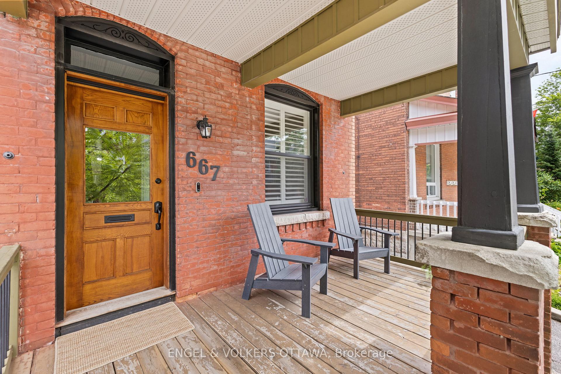 Photo 2 of 667 Gilmour Street, Ottawa, Ottawa Centre — HOMEH