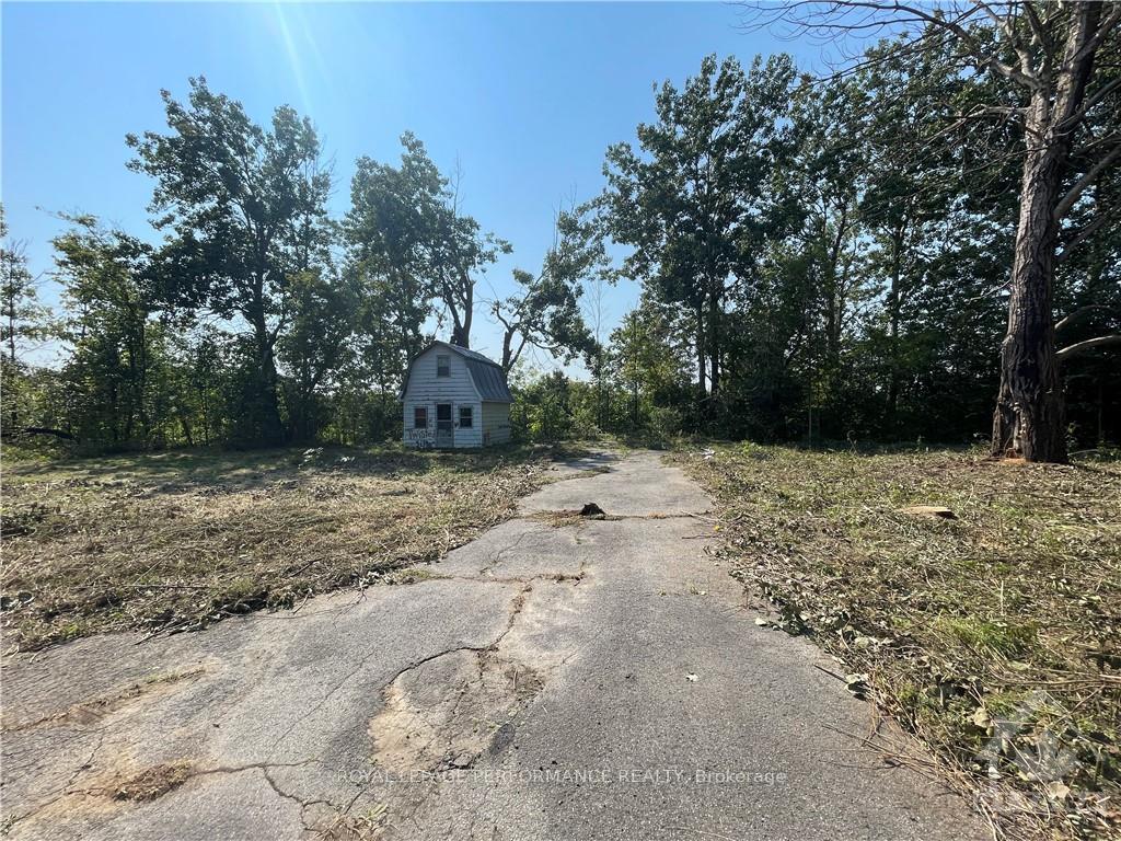 Photo 1 of 3030 County Rd 1, North Dundas, North Dundas (Mountain) Twp — HOMEH