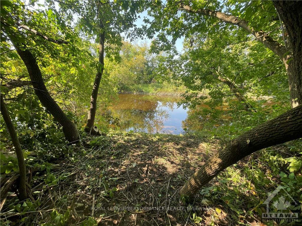 Photo 4 of 3030 County Rd 1, North Dundas, North Dundas (Mountain) Twp — HOMEH