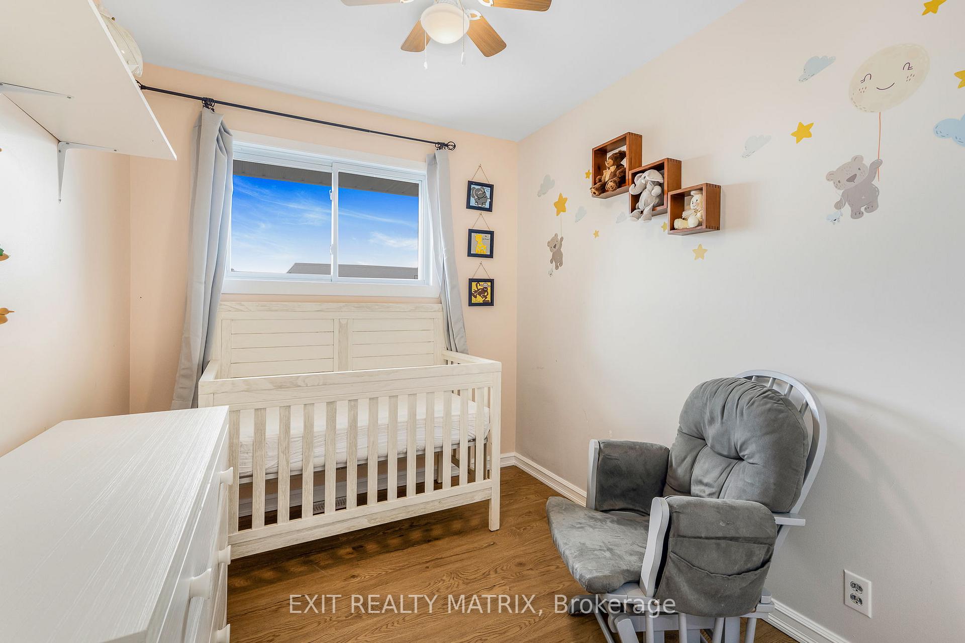 Photo 16 of 94 Peel Street E, North Glengarry, Alexandria — HOMEH