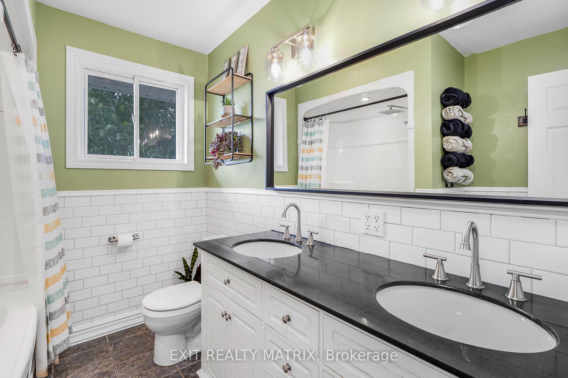 Photo 20 of 94 Peel Street E, North Glengarry, Alexandria — HOMEH