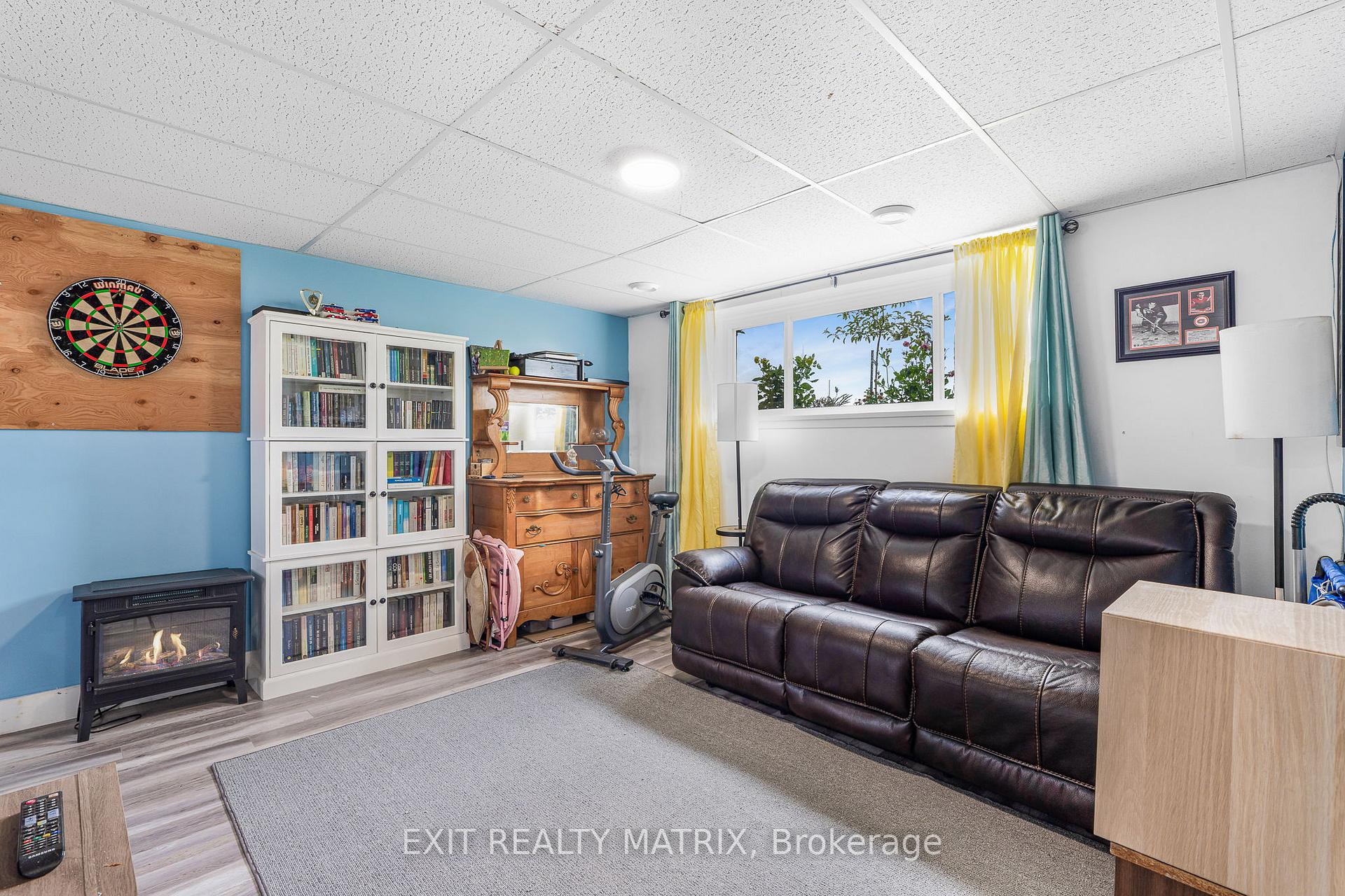Photo 21 of 94 Peel Street E, North Glengarry, Alexandria — HOMEH