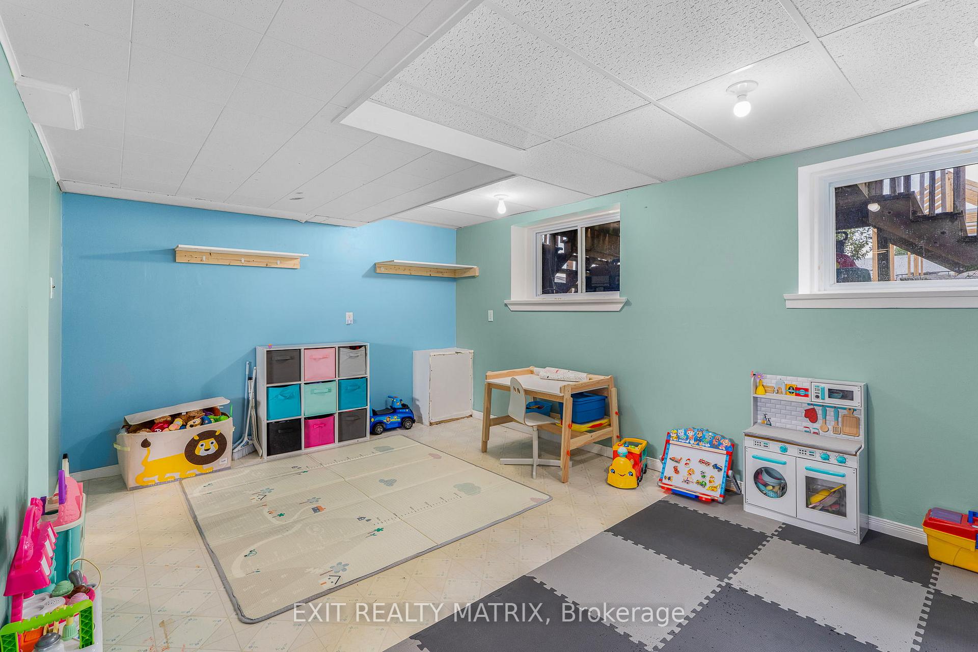 Photo 23 of 94 Peel Street E, North Glengarry, Alexandria — HOMEH