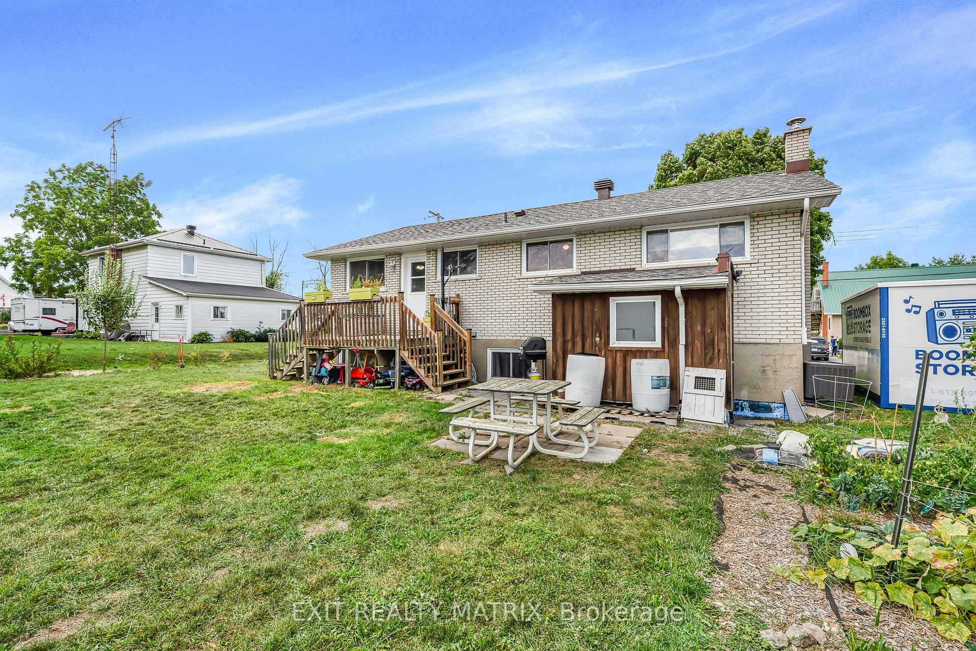 Photo 29 of 94 Peel Street E, North Glengarry, Alexandria — HOMEH
