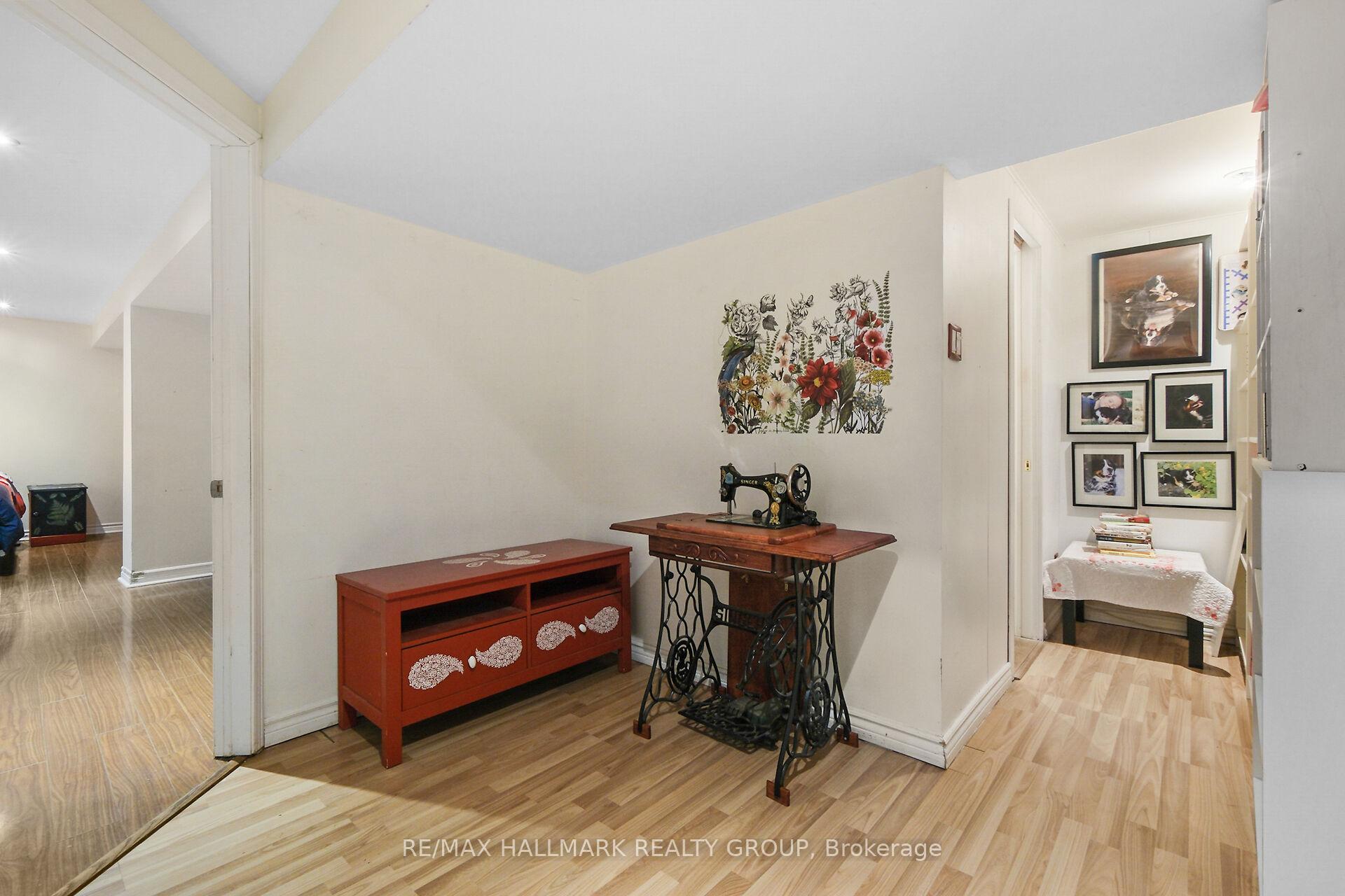 Photo 25 of 2286 Elmira Drive, Ottawa, Parkway Park — HOMEH
