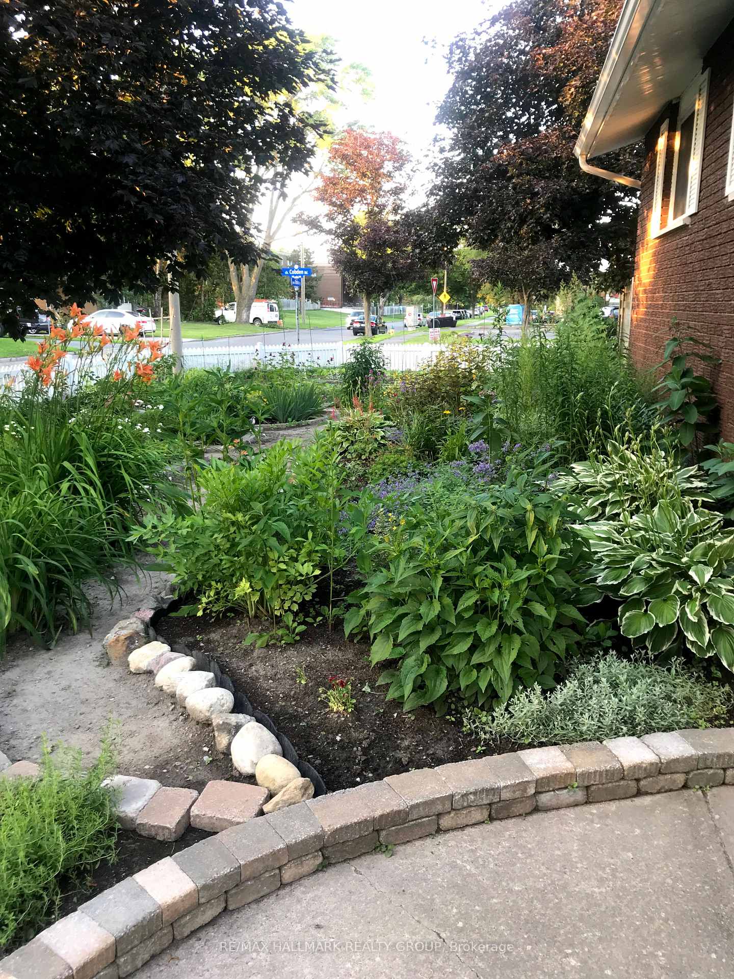 Photo 32 of 2286 Elmira Drive, Ottawa, Parkway Park — HOMEH