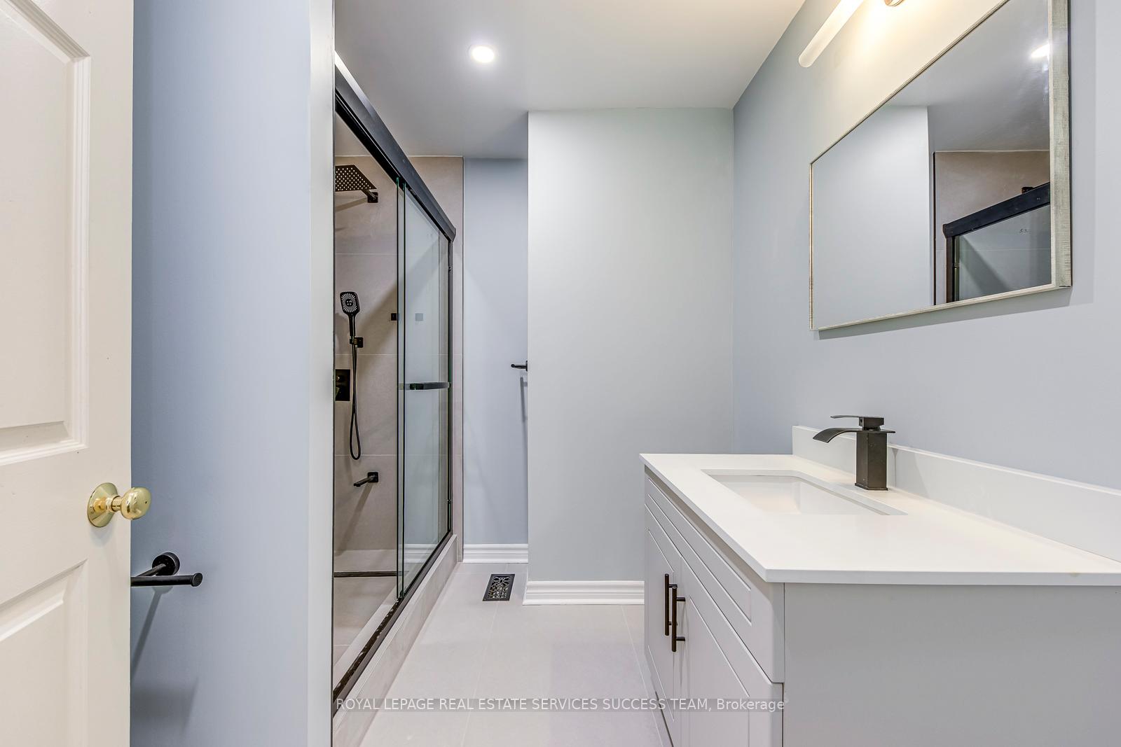 Photo 20 of 1106 Crestview Street, Oakville, Morrison — HOMEH