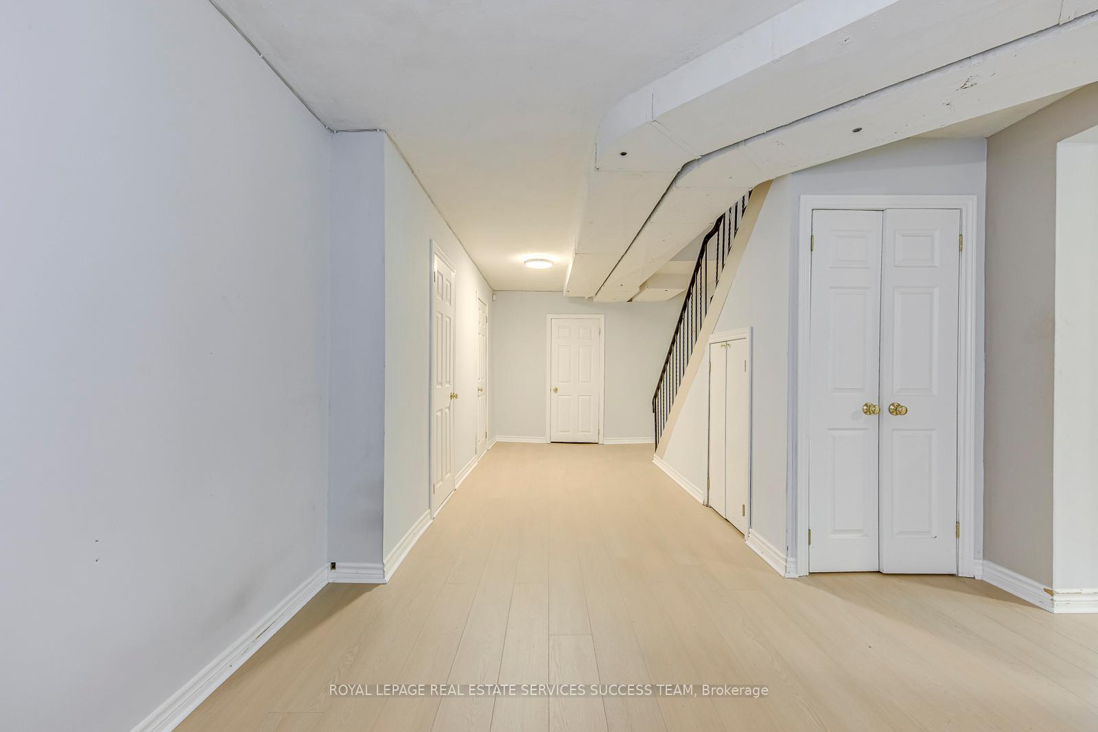 Photo 24 of 1106 Crestview Street, Oakville, Morrison — HOMEH