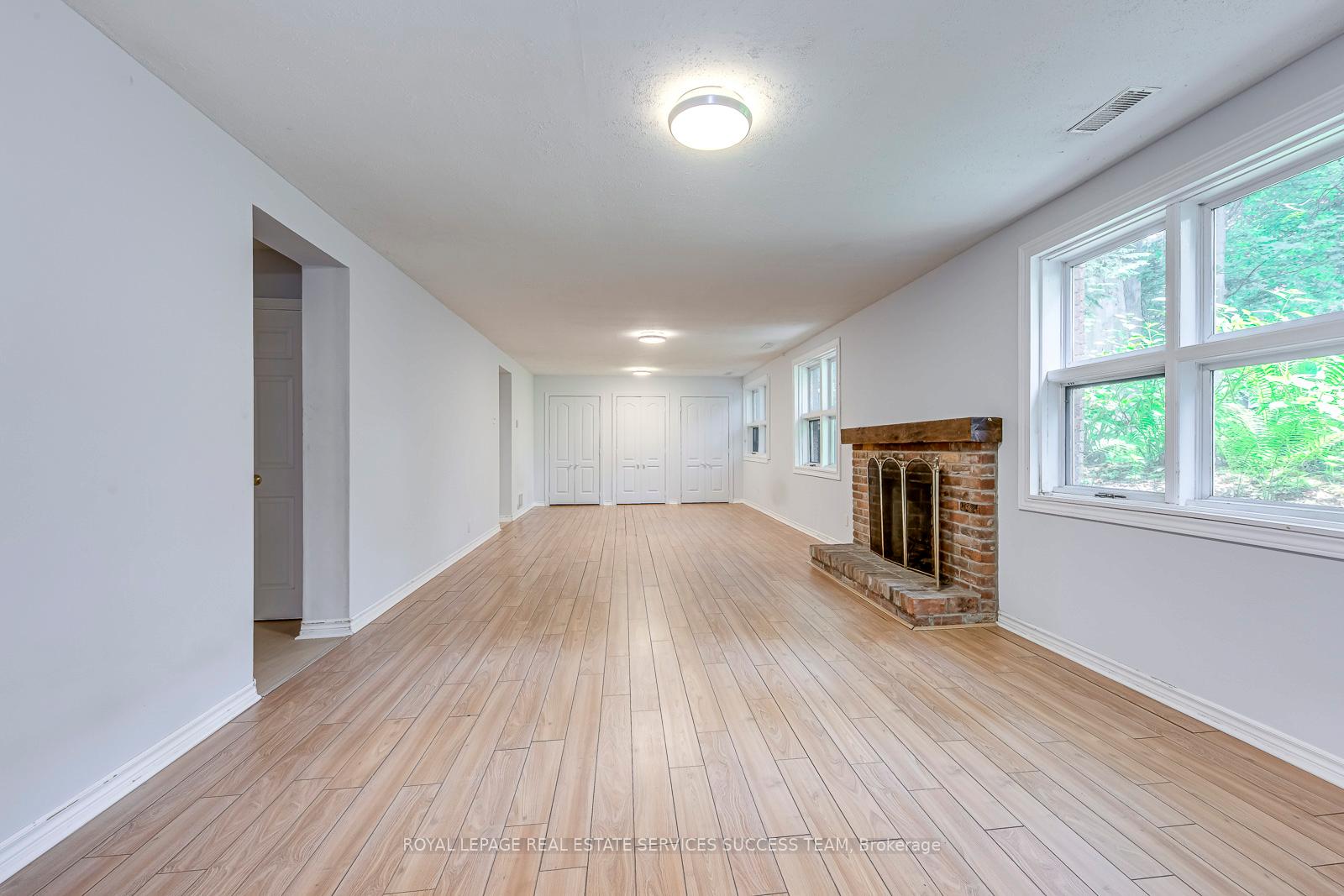 Photo 25 of 1106 Crestview Street, Oakville, Morrison — HOMEH