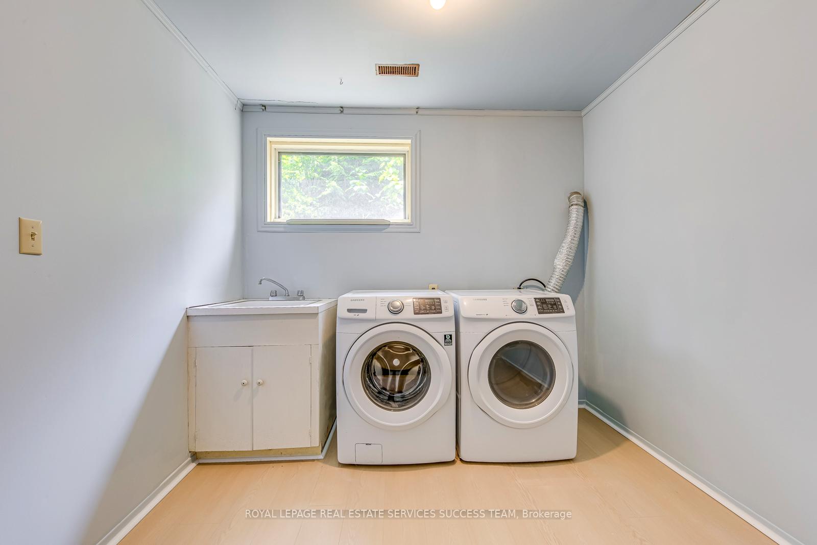 Photo 30 of 1106 Crestview Street, Oakville, Morrison — HOMEH