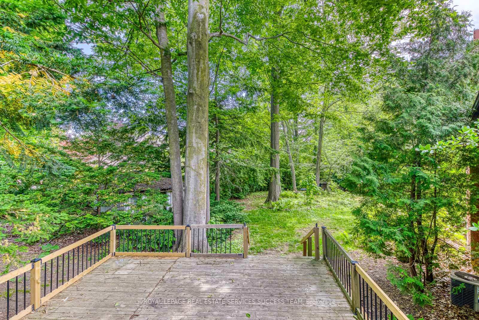 Photo 34 of 1106 Crestview Street, Oakville, Morrison — HOMEH