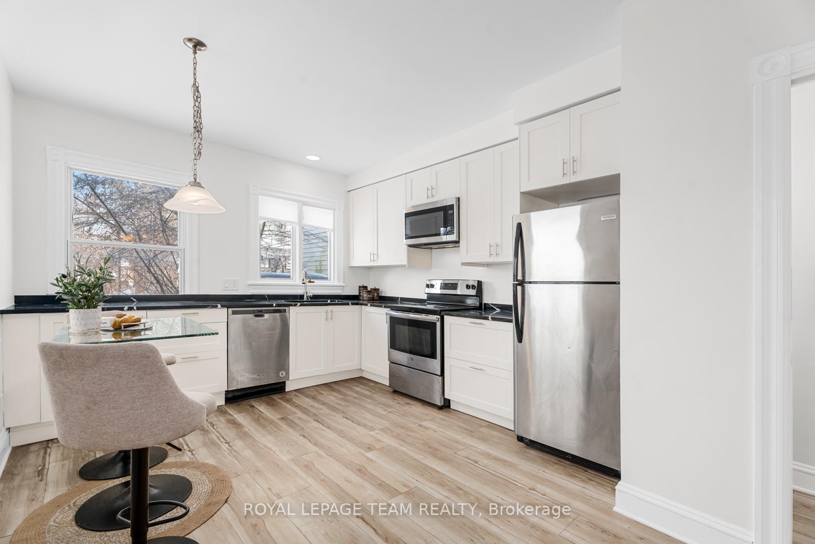 Photo 6 of 29 Commanda Way, Ottawa, Lindenlea — HOMEH