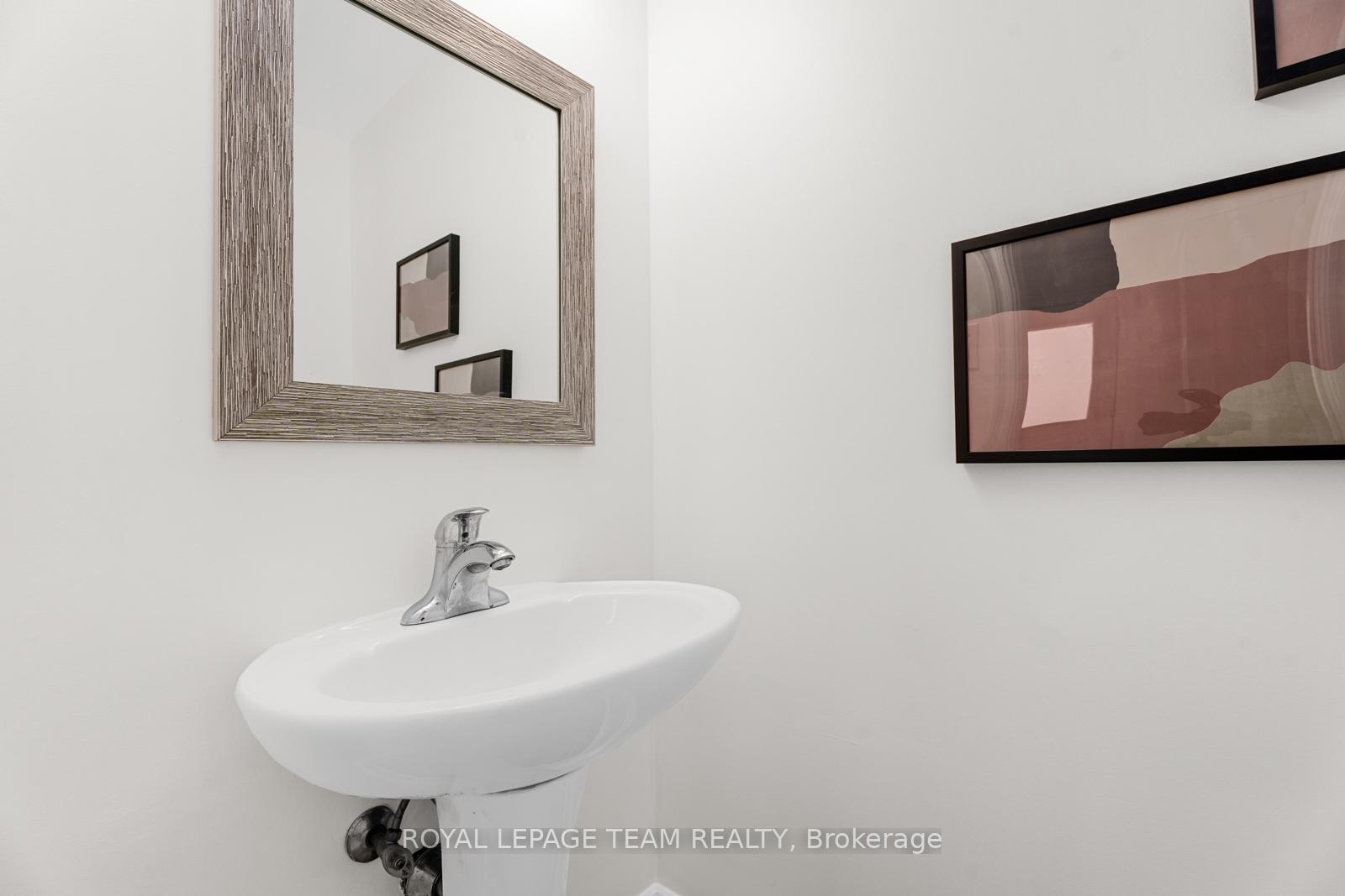 Photo 8 of 29 Commanda Way, Ottawa, Lindenlea — HOMEH