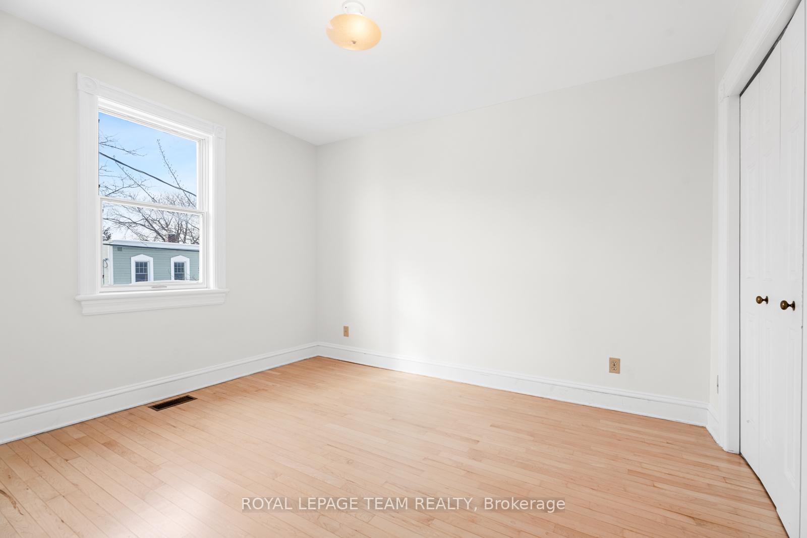 Photo 11 of 29 Commanda Way, Ottawa, Lindenlea — HOMEH