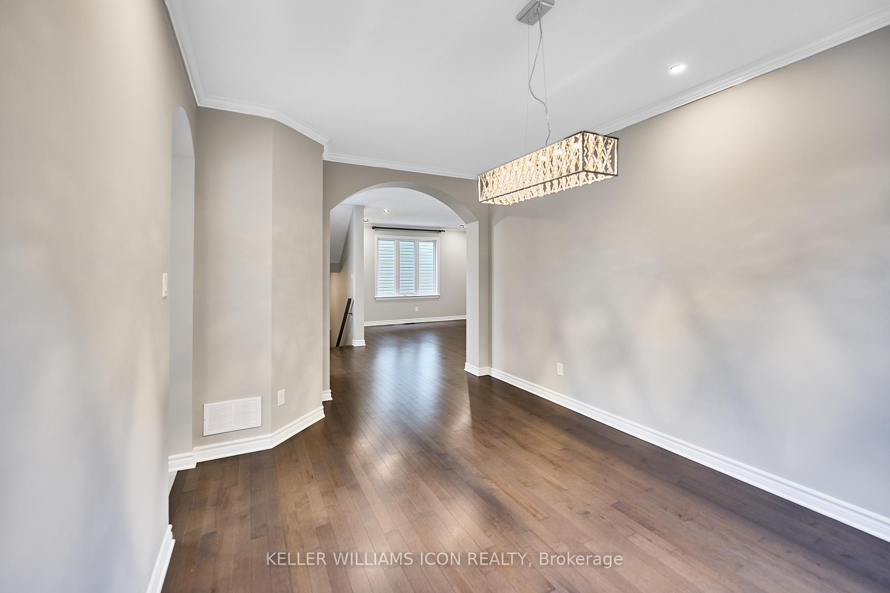 Photo 13 of 830 Contour Street, Ottawa, Mer Bleue/Bradley Estates/Anderson Park — HOMEH