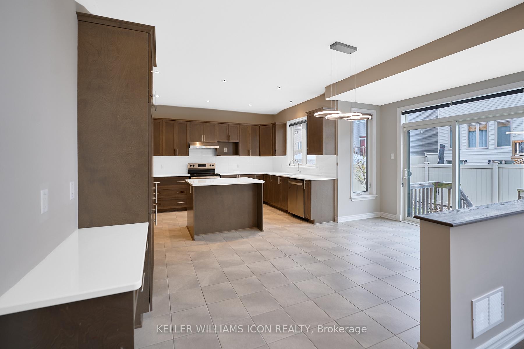 Photo 21 of 830 Contour Street, Ottawa, Mer Bleue/Bradley Estates/Anderson Park — HOMEH