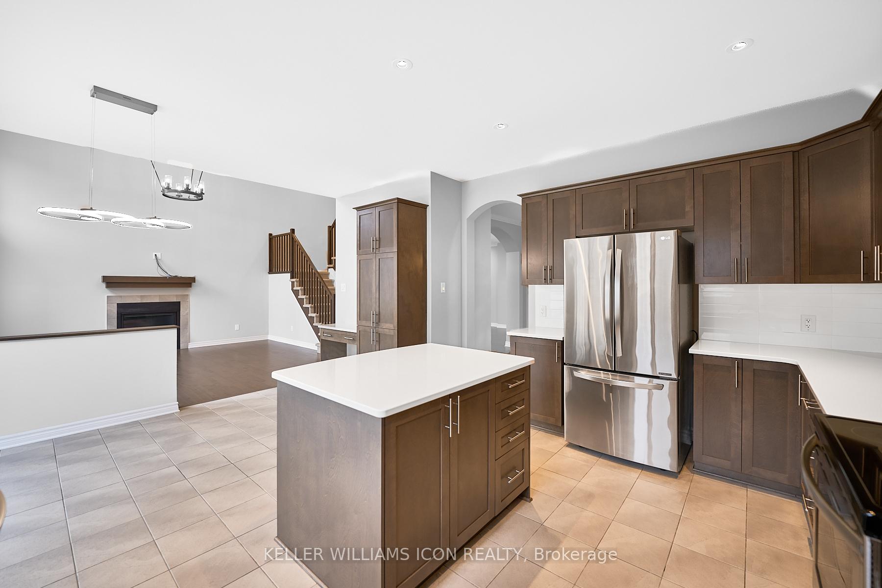 Photo 23 of 830 Contour Street, Ottawa, Mer Bleue/Bradley Estates/Anderson Park — HOMEH