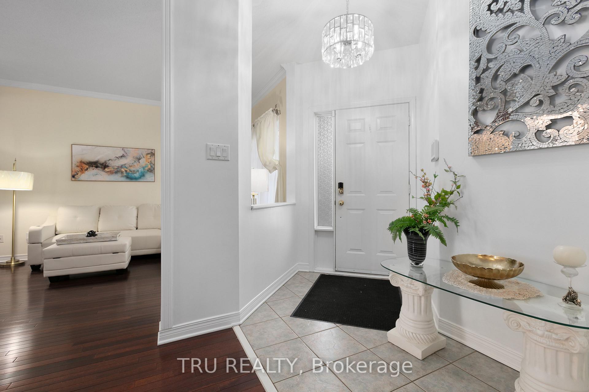 Photo 4 of 18 Gannet Street W, Ottawa, Carson Meadows — HOMEH