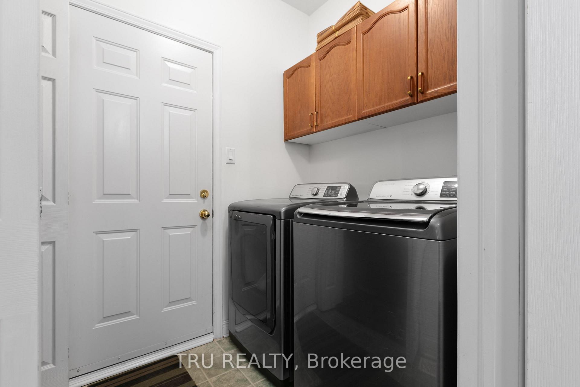 Photo 7 of 18 Gannet Street W, Ottawa, Carson Meadows — HOMEH
