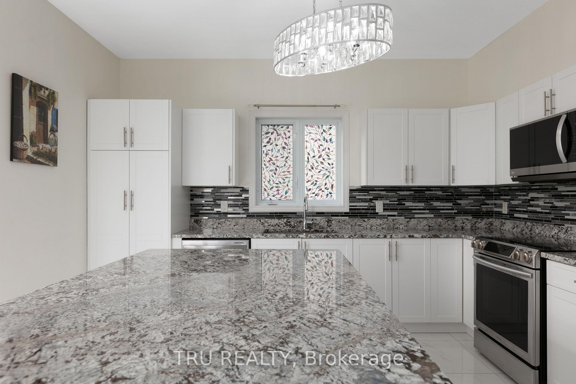 Photo 17 of 18 Gannet Street W, Ottawa, Carson Meadows — HOMEH
