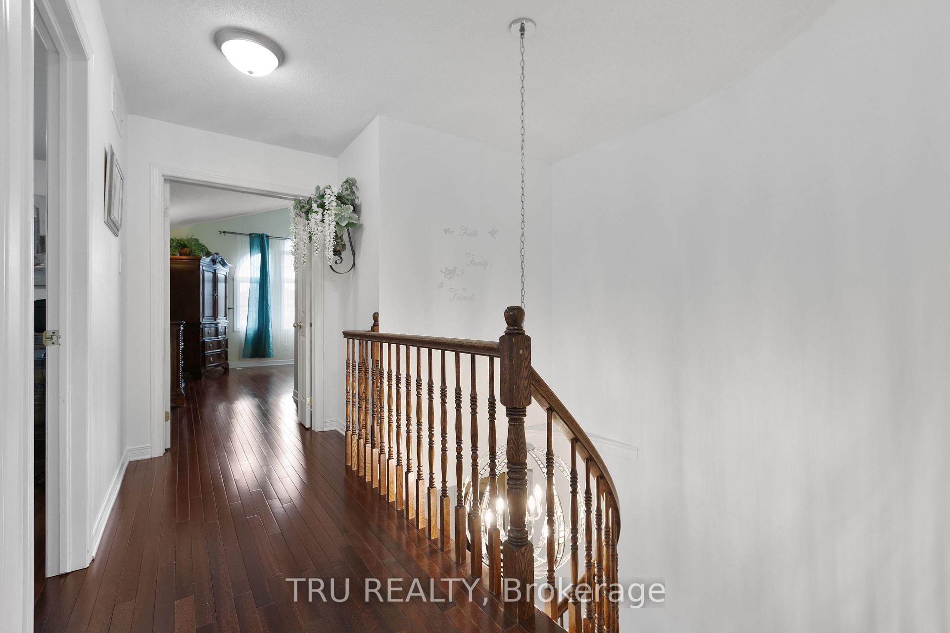 Photo 23 of 18 Gannet Street W, Ottawa, Carson Meadows — HOMEH