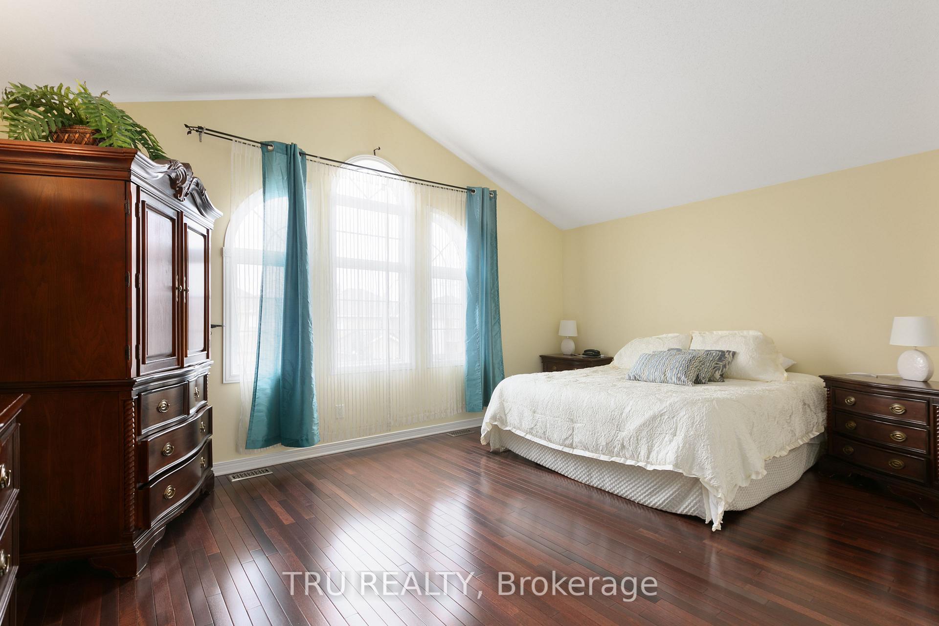 Photo 24 of 18 Gannet Street W, Ottawa, Carson Meadows — HOMEH