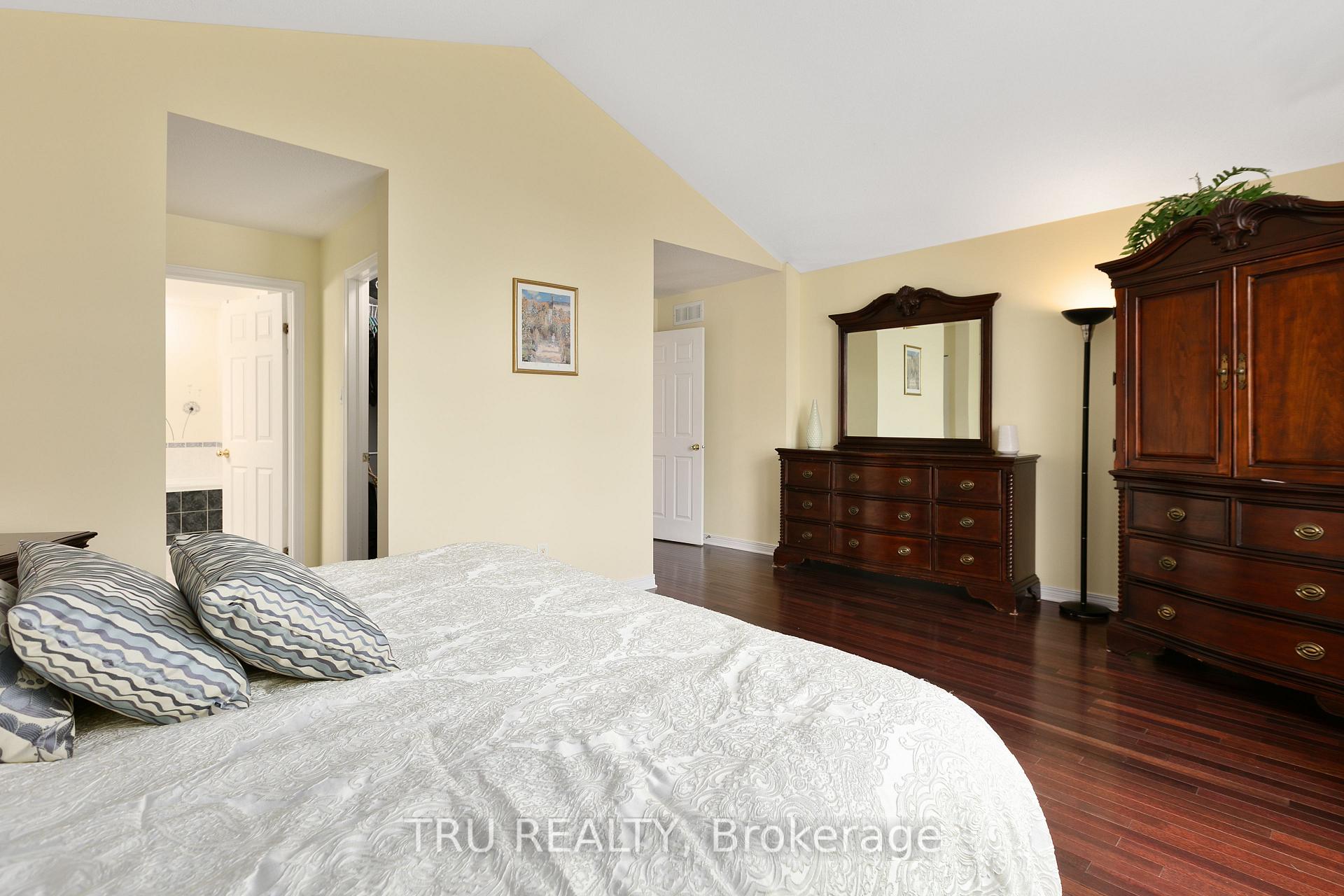 Photo 25 of 18 Gannet Street W, Ottawa, Carson Meadows — HOMEH