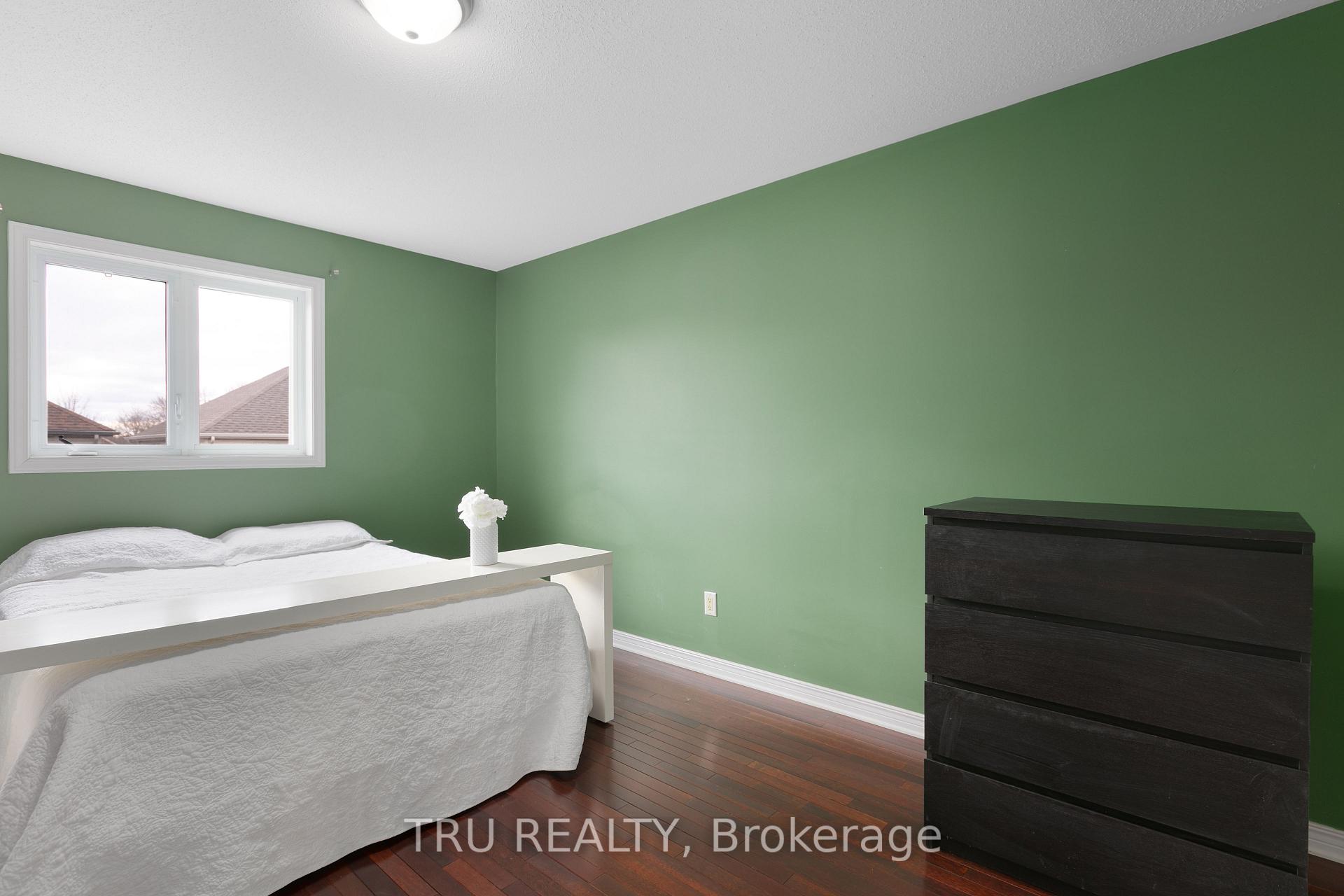 Photo 33 of 18 Gannet Street W, Ottawa, Carson Meadows — HOMEH