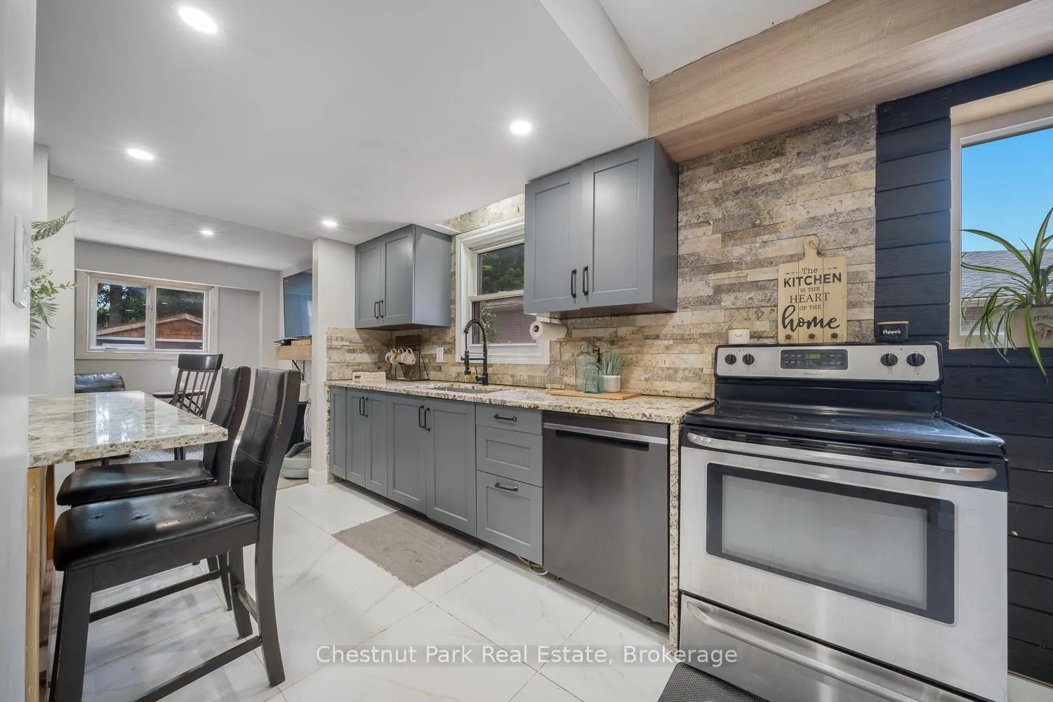 Photo 14 of 50 Stewart Avenue, New Tecumseth, Alliston — HOMEH
