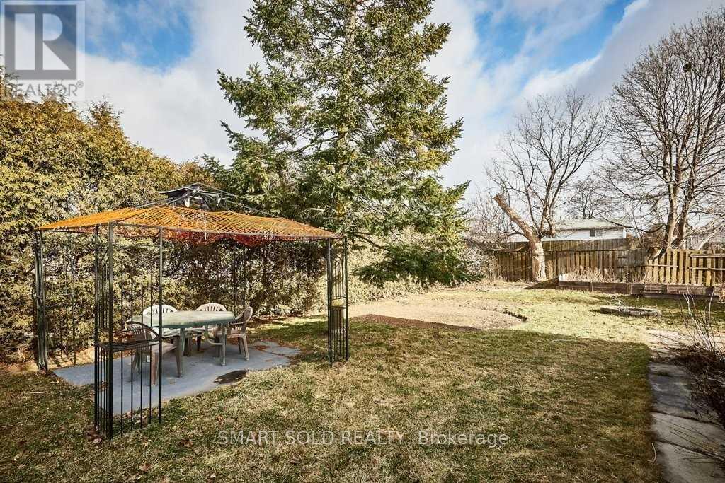 Photo 14 of Unit Lower, 761 Rowena Street, Oshawa, Lakeview — HOMEH
