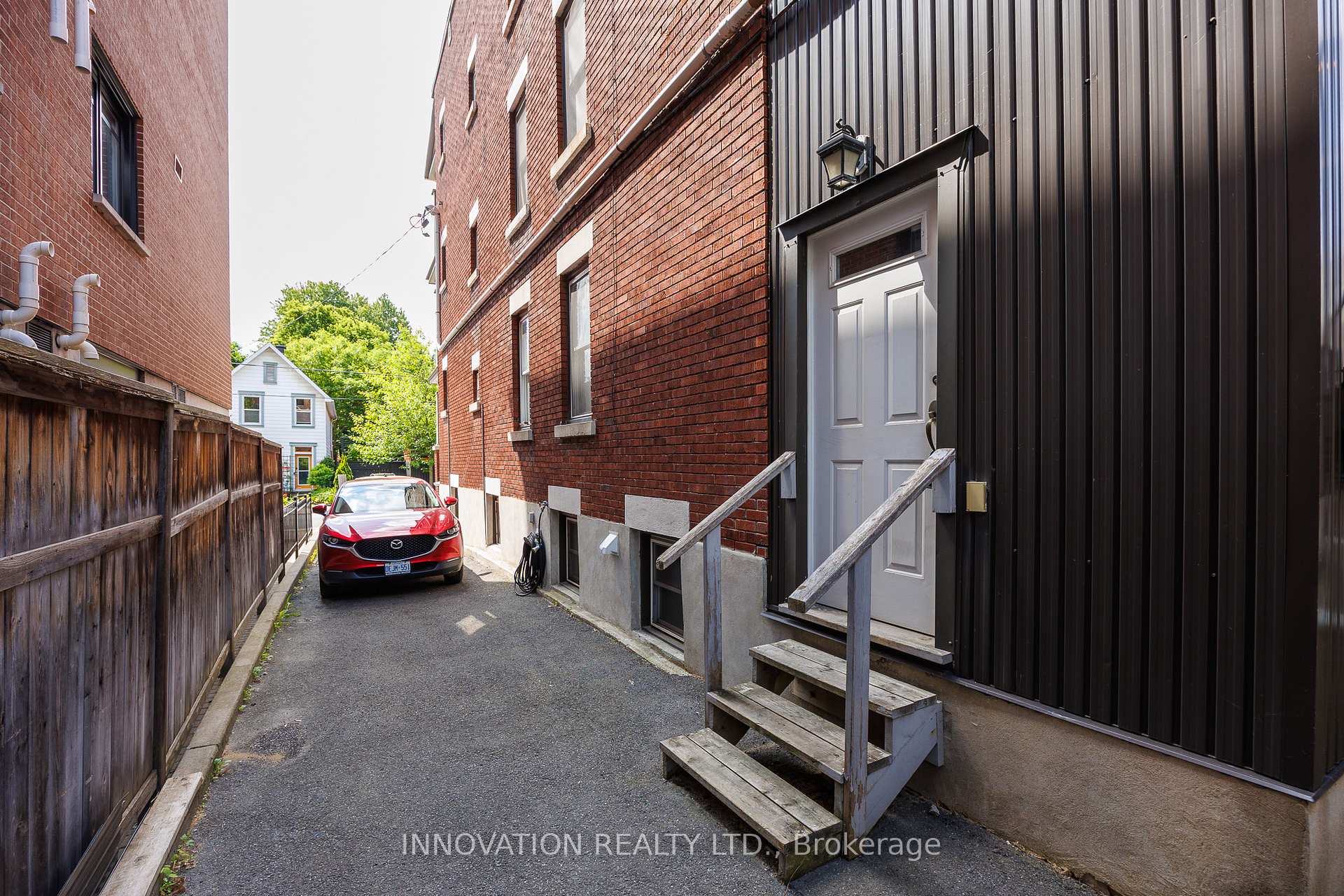 Photo 6 of 465 Mcleod Street, Ottawa, Ottawa Centre — HOMEH
