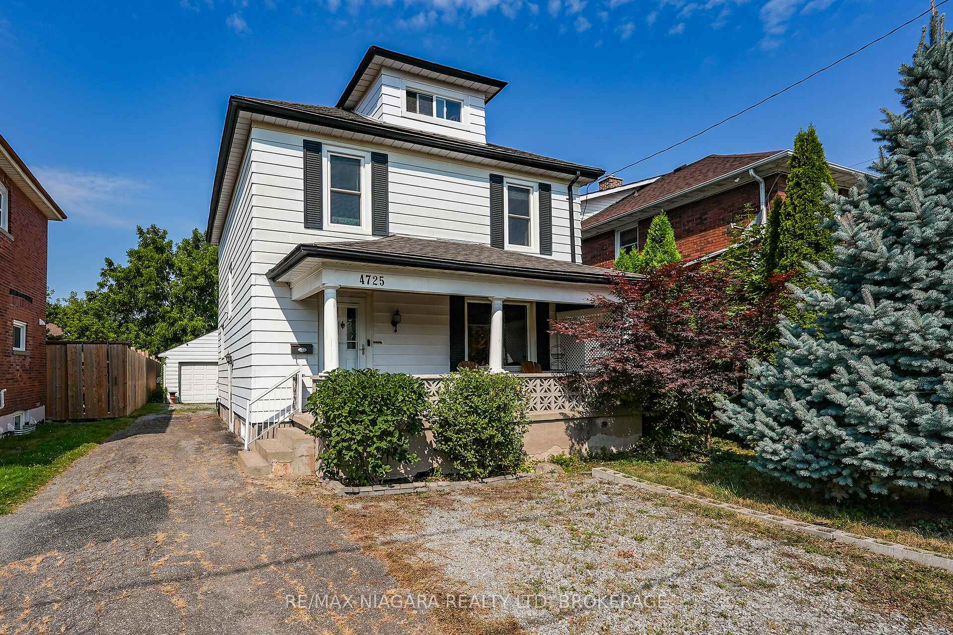 Front of 4725 Third Avenue