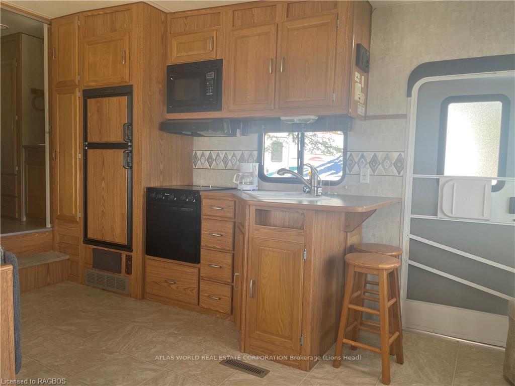 Photo 2 of Unit 2, 9 Tamarac Road, Northern Bruce Peninsula — HOMEH