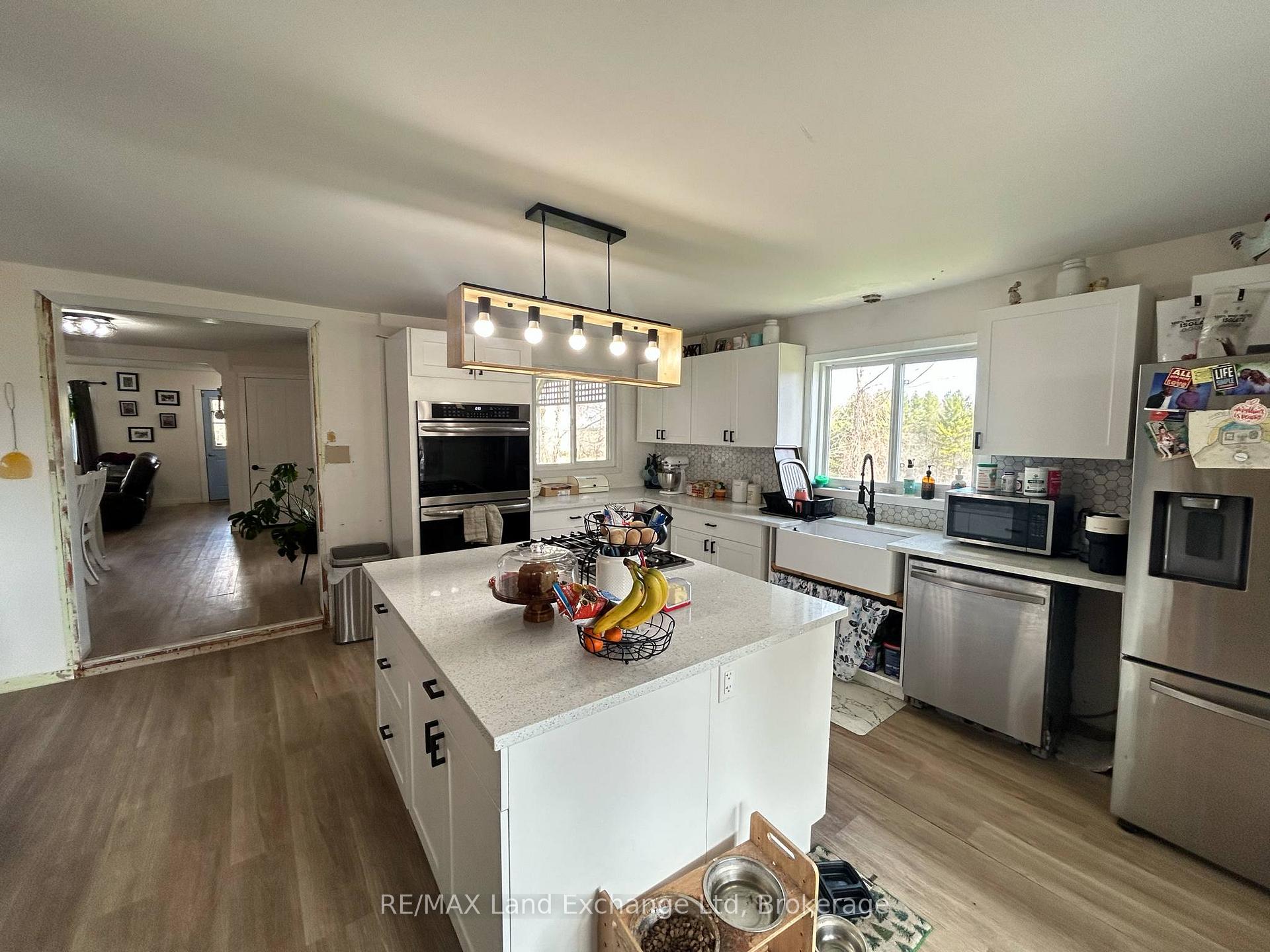 Photo 11 of 86194 Beecroft Line, North Huron, East Wawanosh — HOMEH