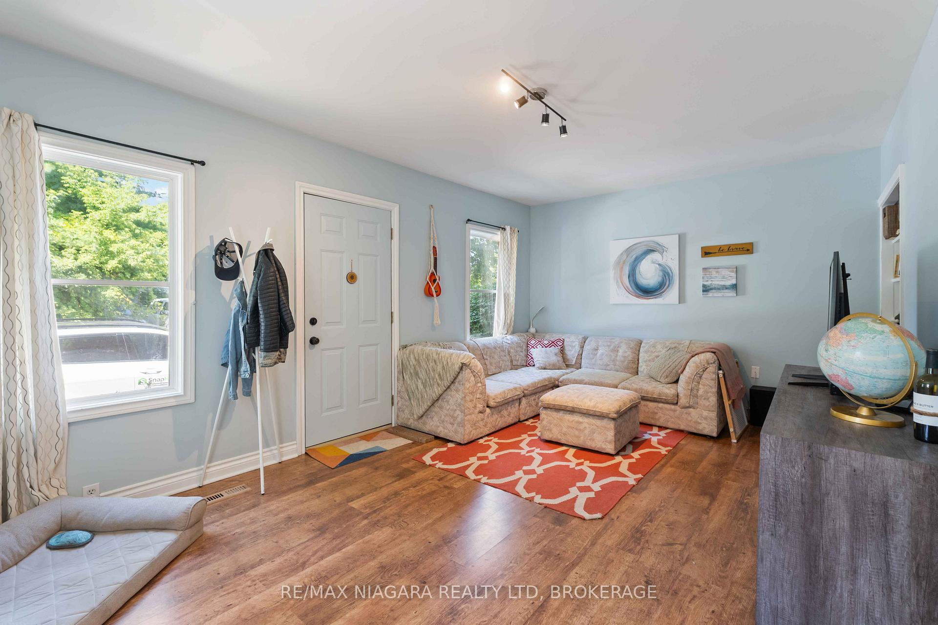 Photo 4 of 312 Canboro Road, Pelham, Fenwick — HOMEH