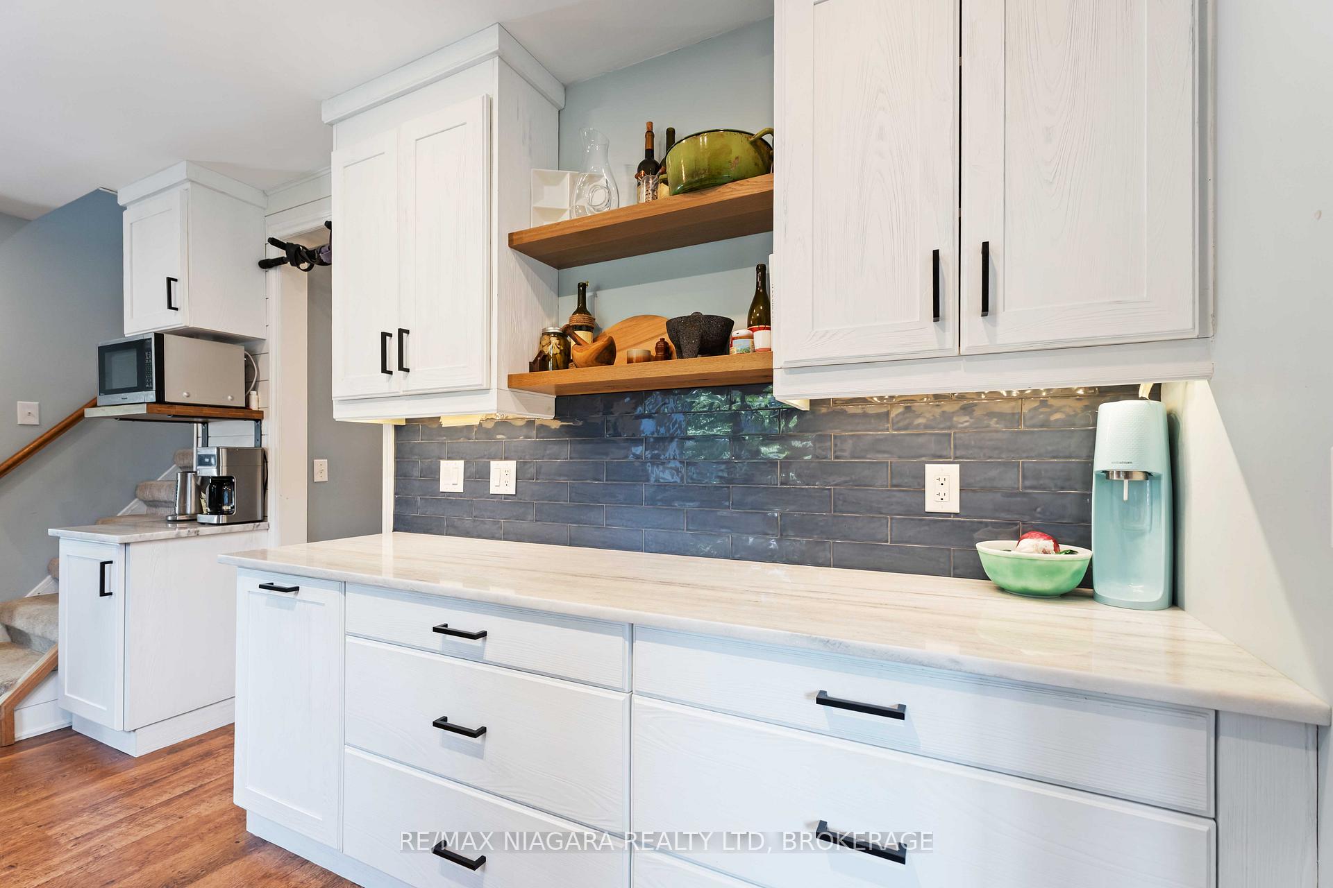 Photo 6 of 312 Canboro Road, Pelham, Fenwick — HOMEH