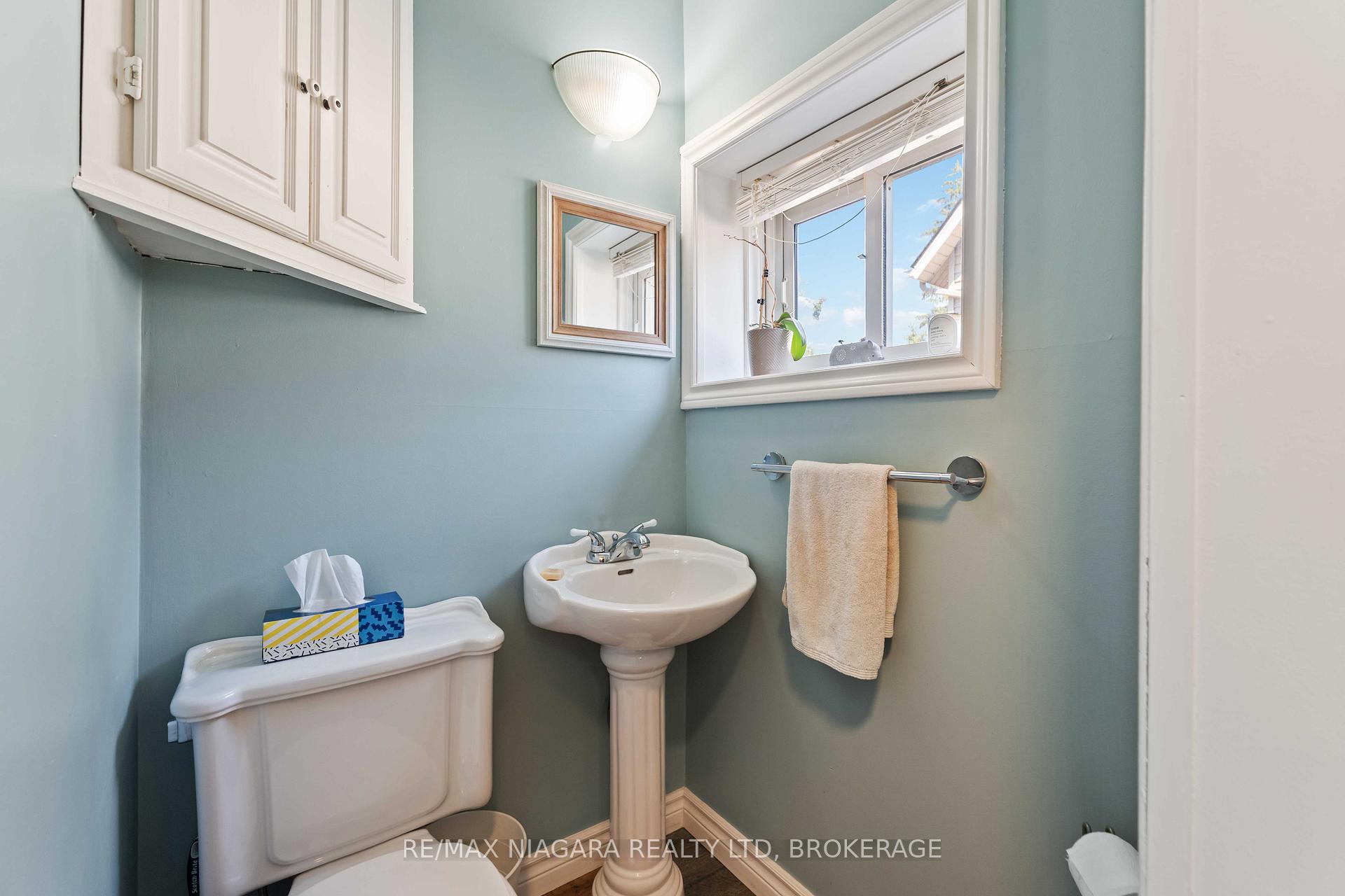 Photo 8 of 312 Canboro Road, Pelham, Fenwick — HOMEH