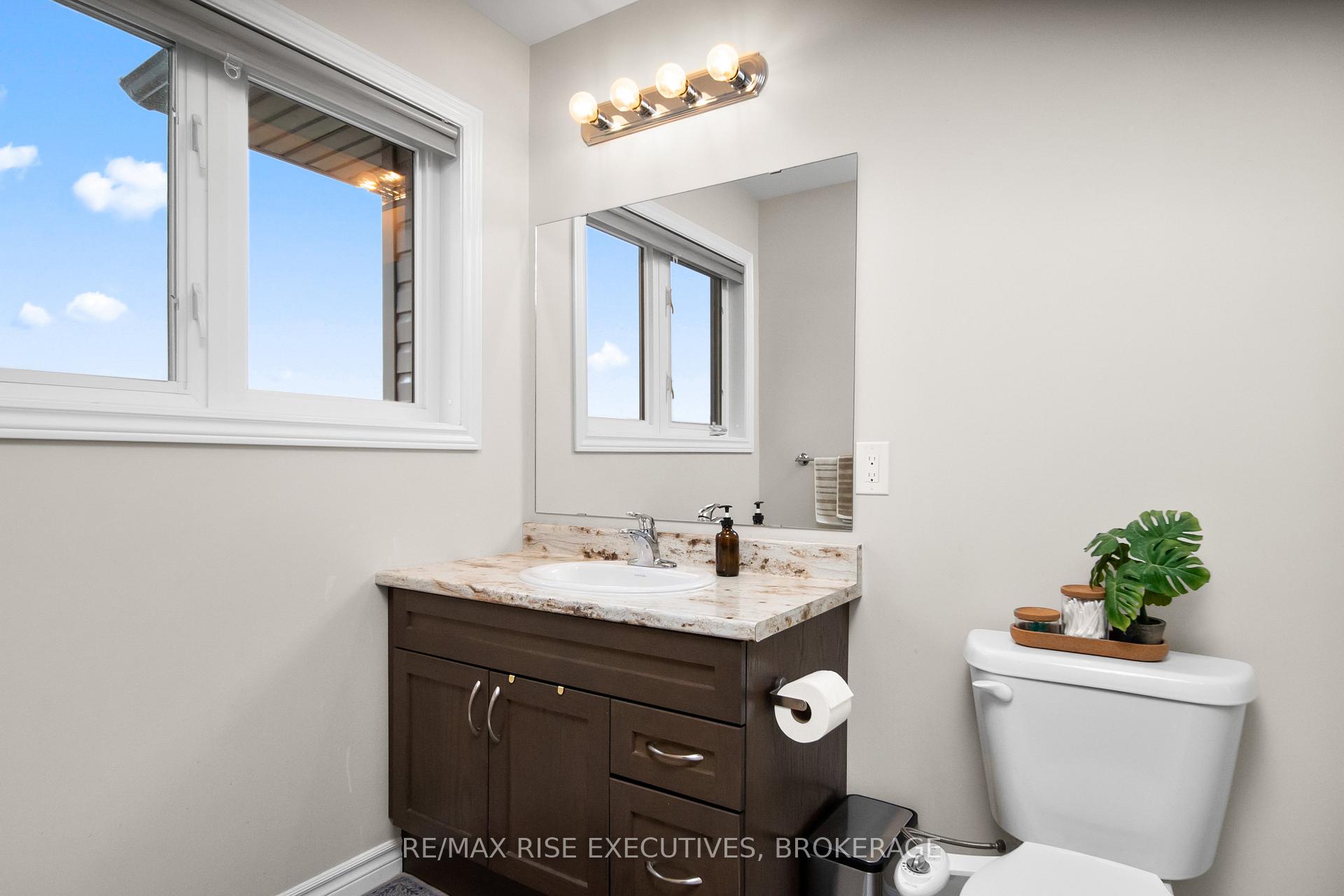 Photo 18 of 1415 Monarch Drive, Kingston, City Northwest — HOMEH