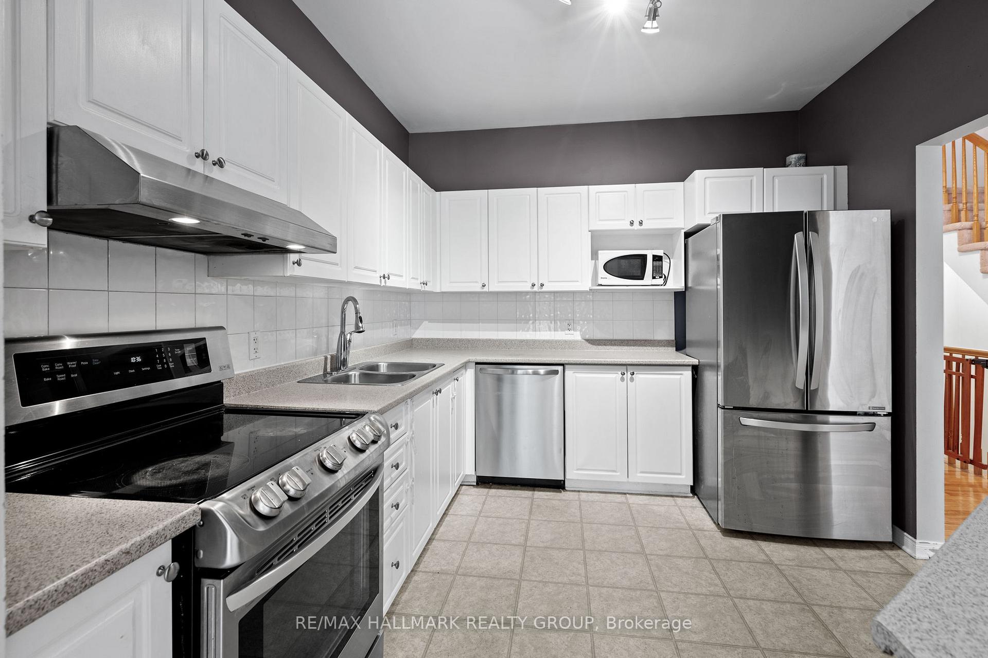Photo 14 of 200 Glynn Avenue, Ottawa, Overbrook/Castle Heights — HOMEH