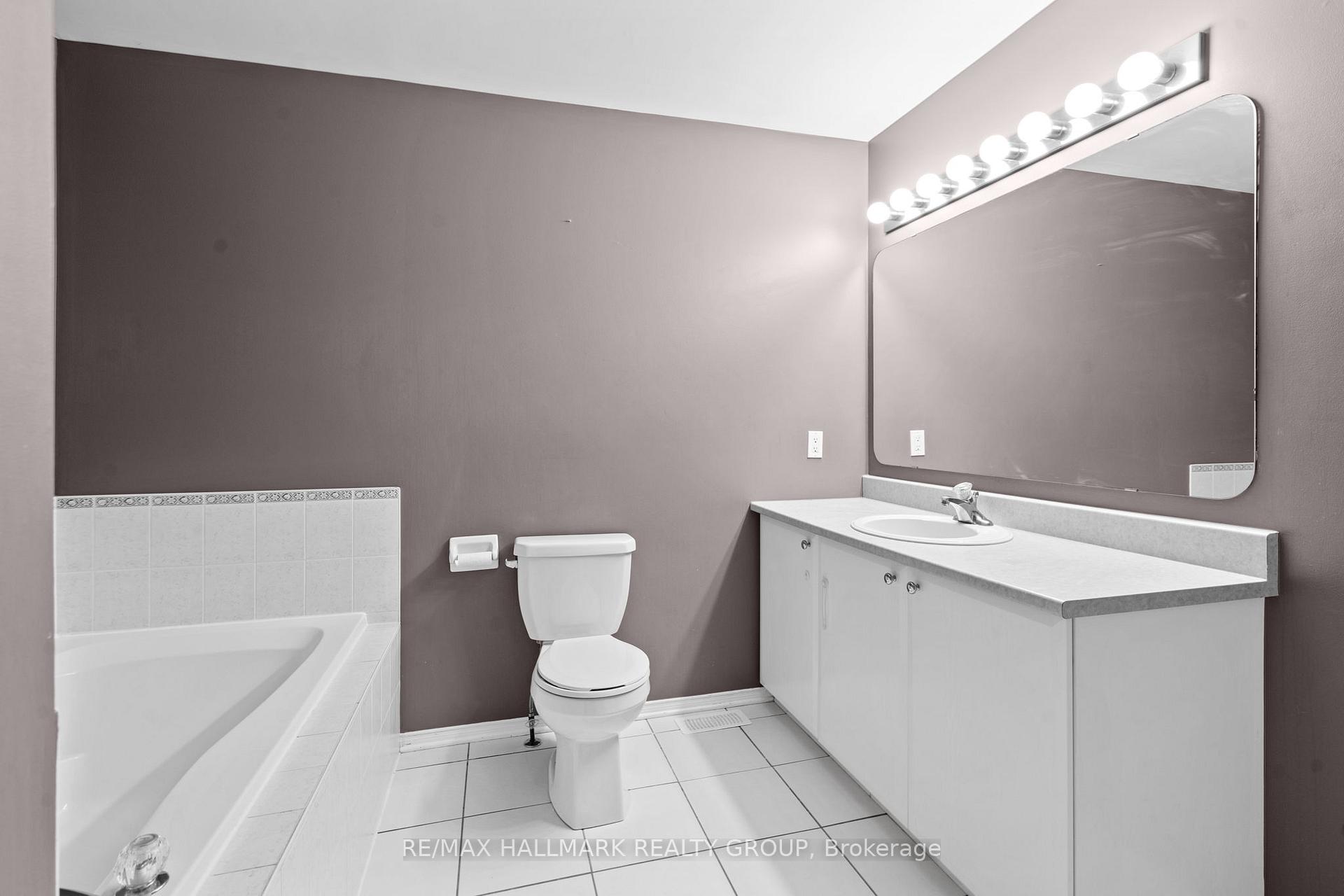 Photo 25 of 200 Glynn Avenue, Ottawa, Overbrook/Castle Heights — HOMEH