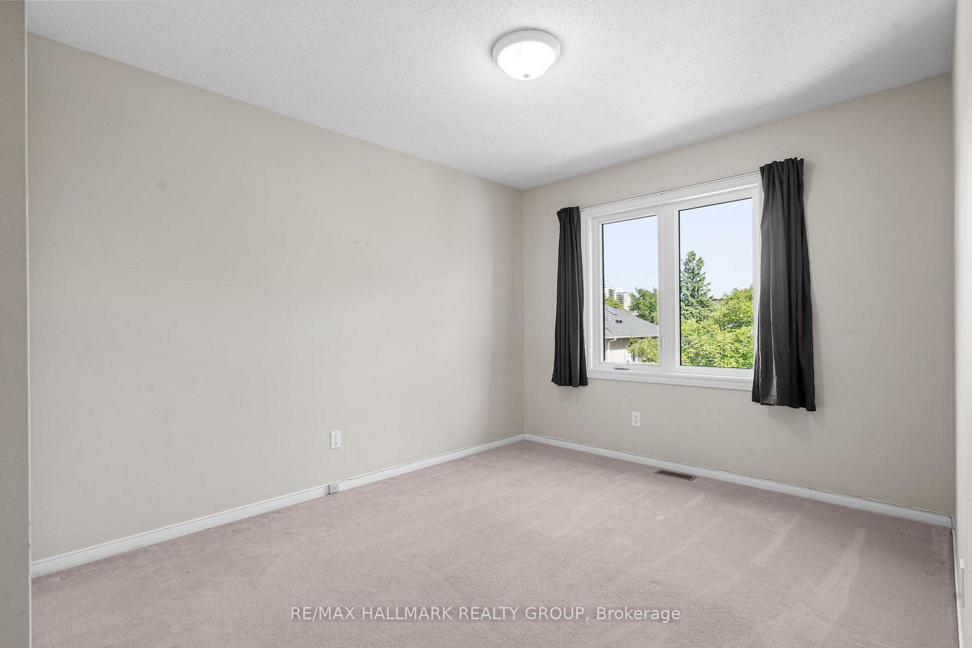 Photo 29 of 200 Glynn Avenue, Ottawa, Overbrook/Castle Heights — HOMEH