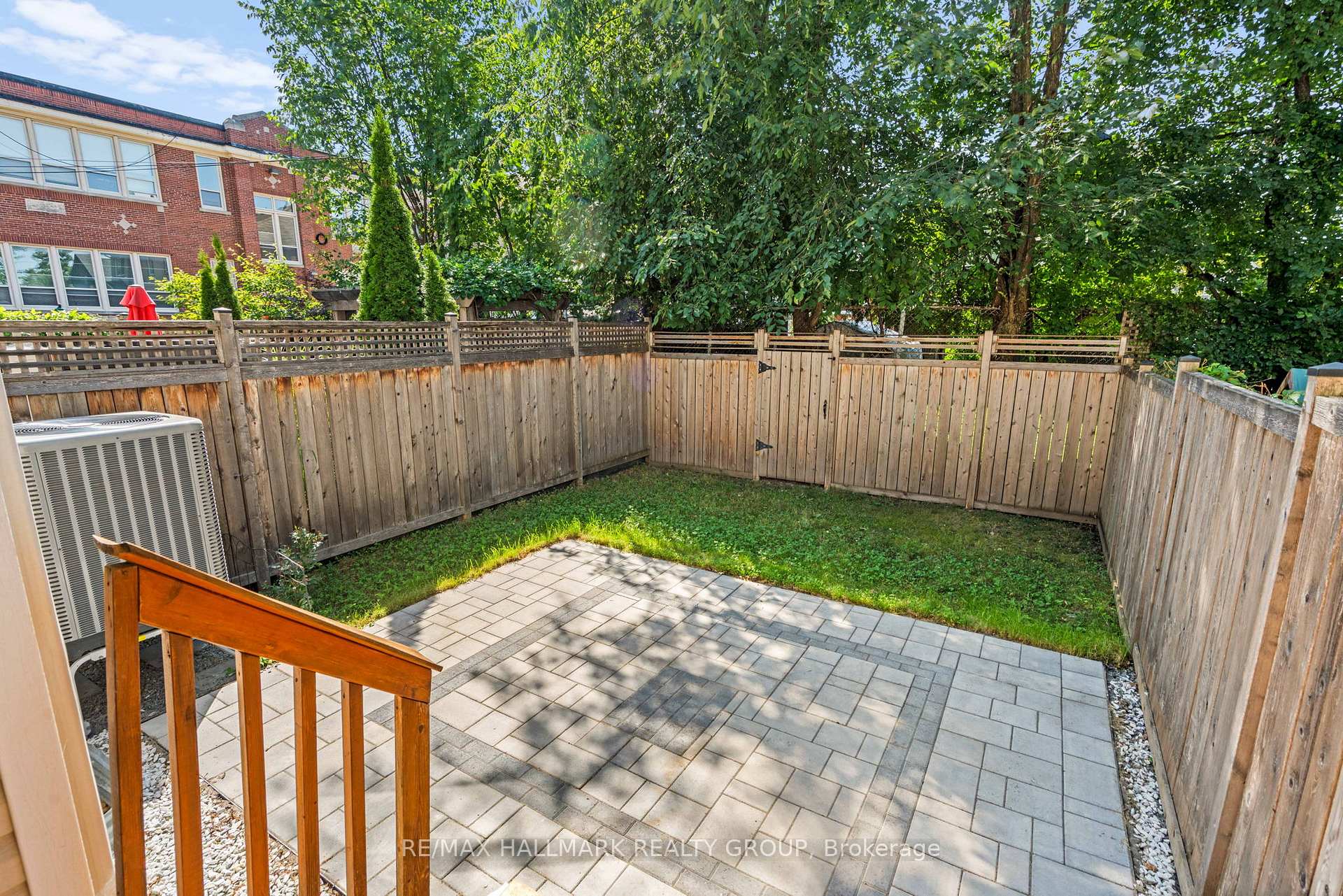 Photo 36 of 200 Glynn Avenue, Ottawa, Overbrook/Castle Heights — HOMEH